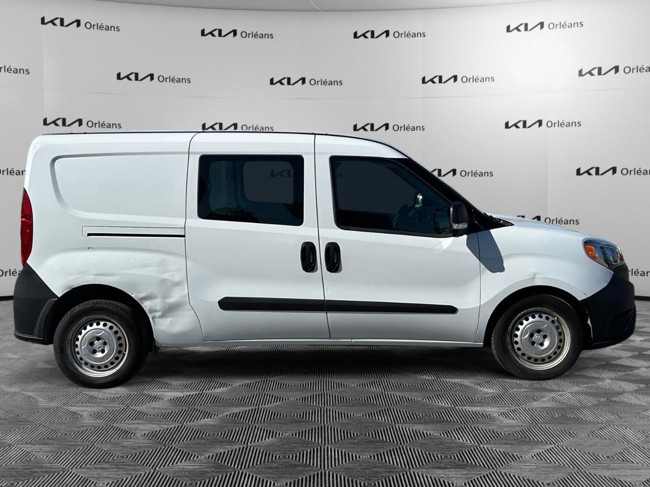 2018 RAM ProMaster City Cargo Van Cargo Van ST Photo4