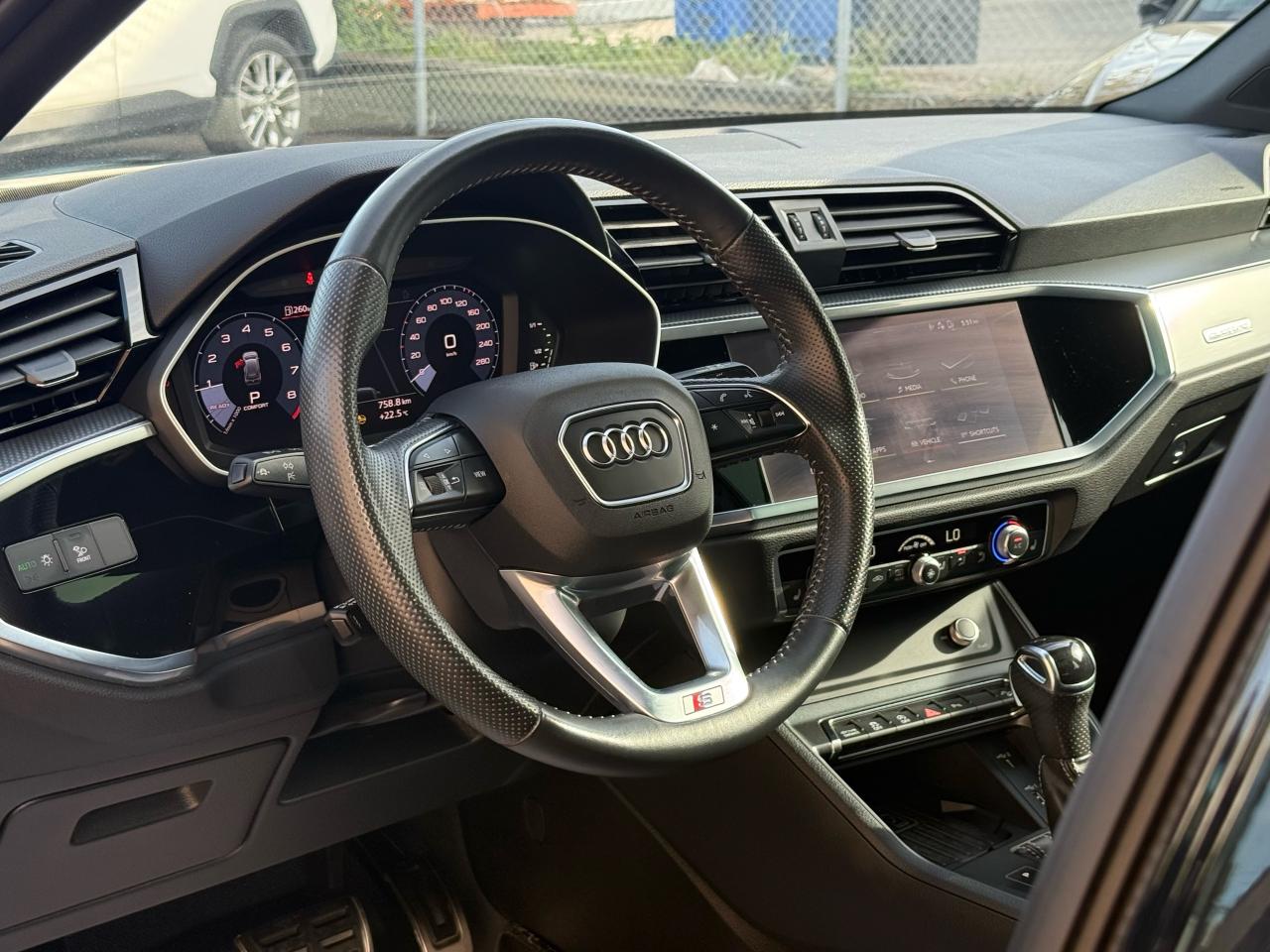2021 Audi Q3 Progressiv SLINE|One Owner|BACKUP|SUNROOF - Photo #6