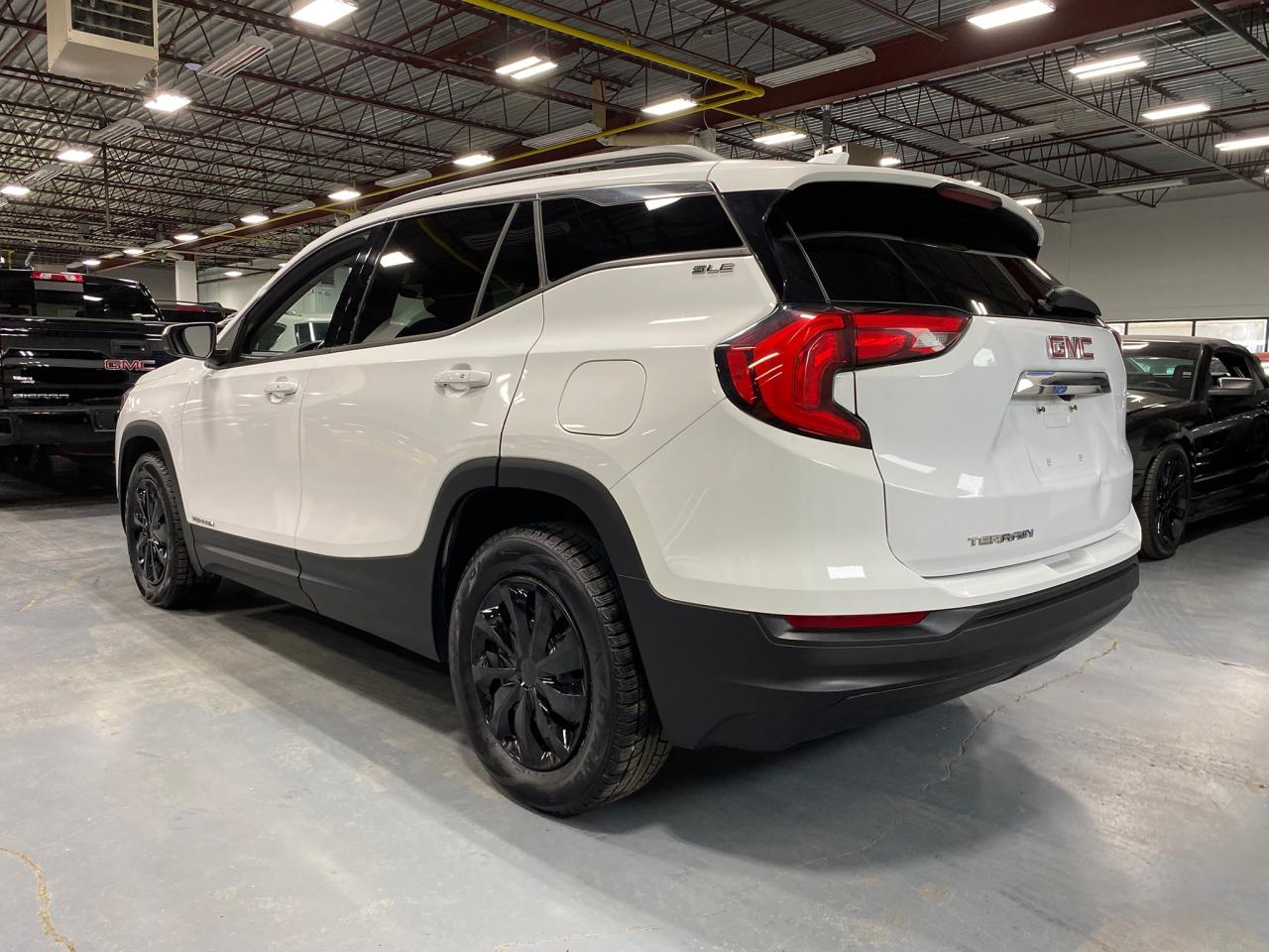 2018 GMC Terrain SLE - Photo #3