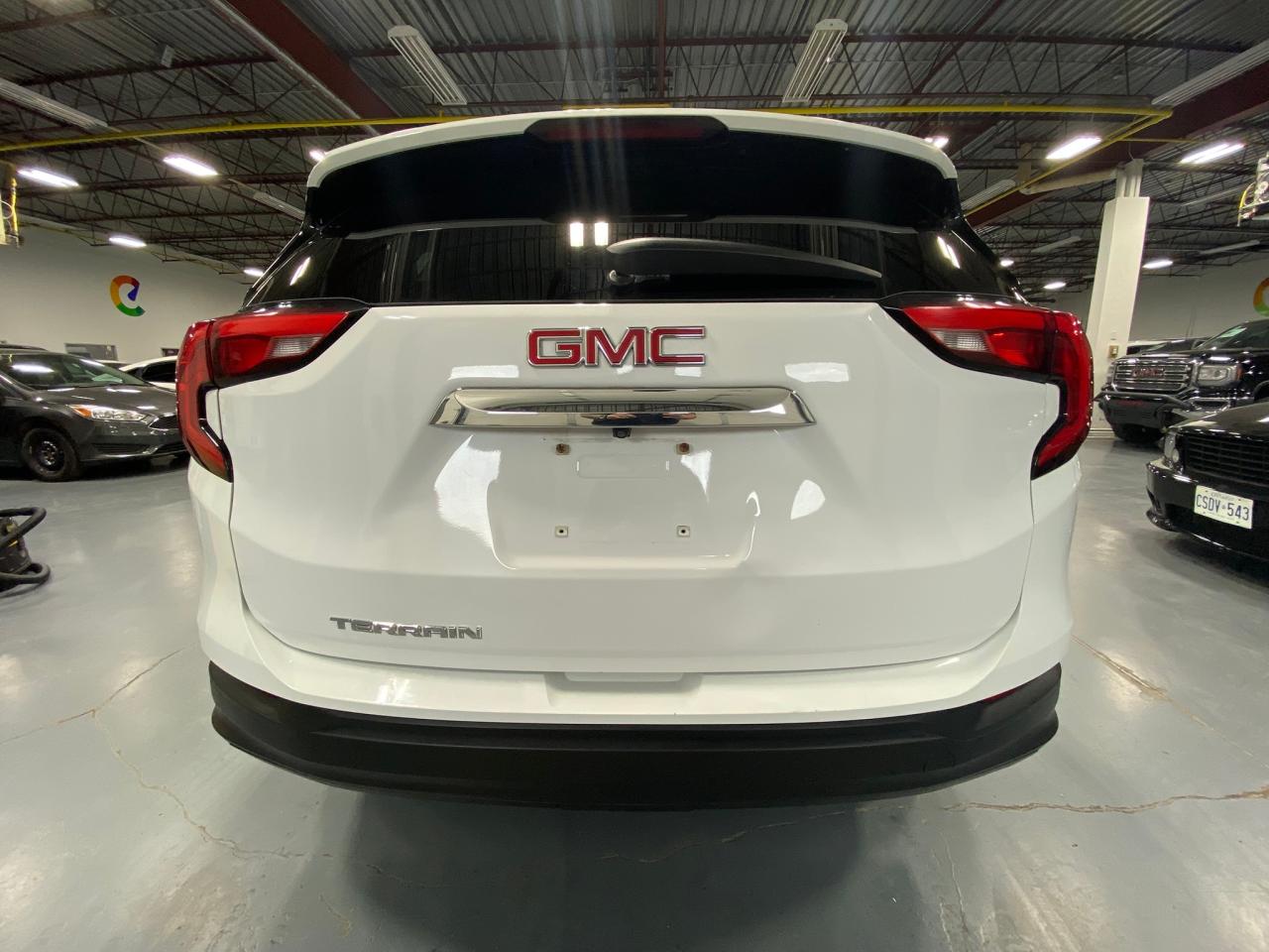 2018 GMC Terrain SLE Photo3