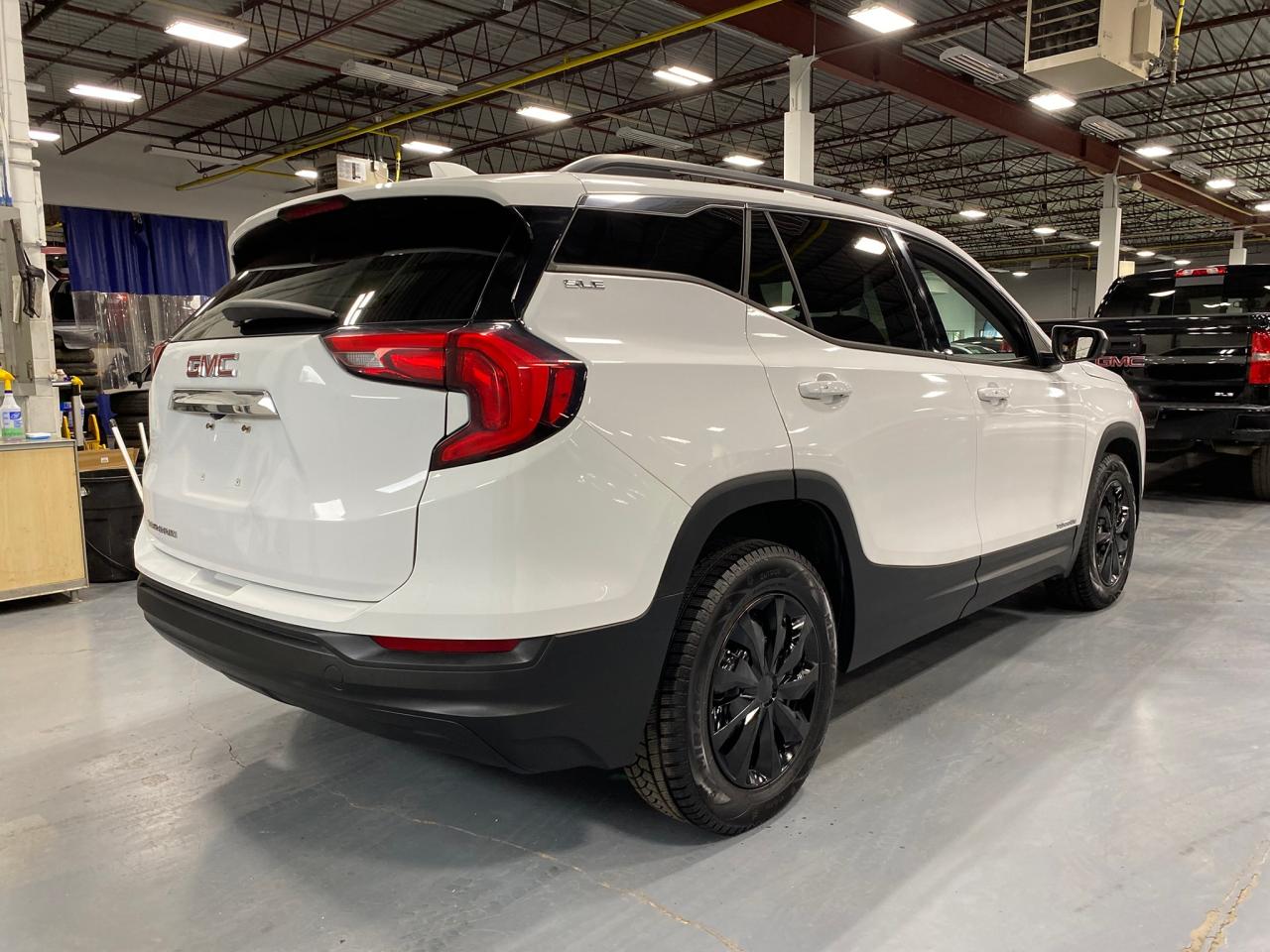 2018 GMC Terrain SLE Photo4