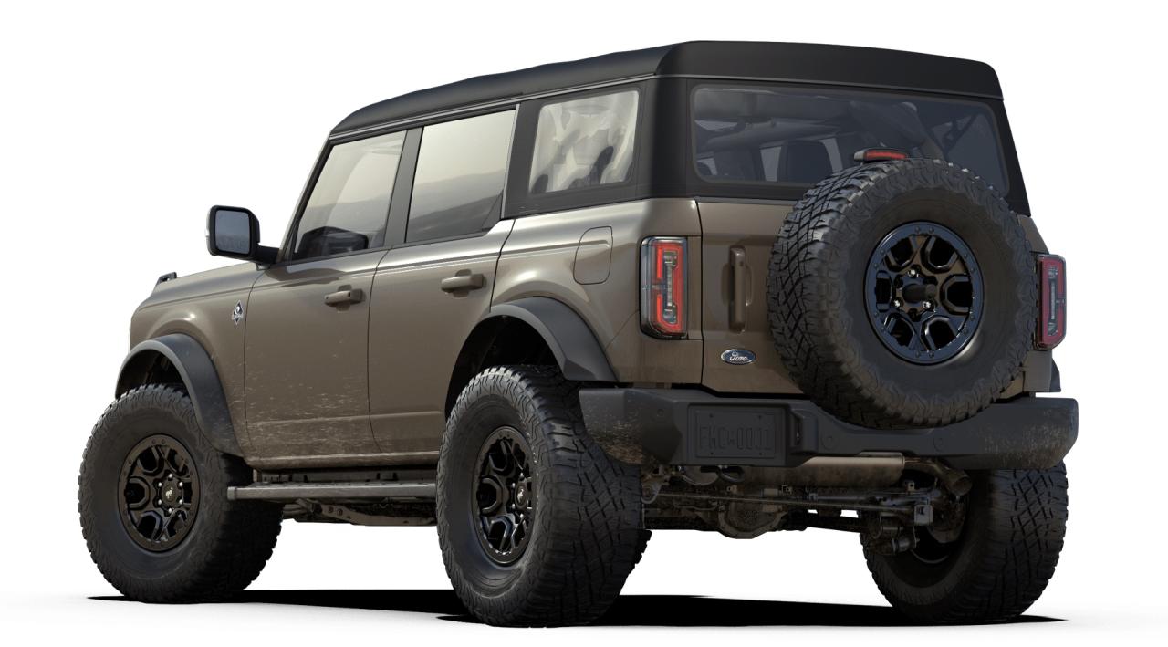 2025 Ford Bronco Outer Banks Photo5