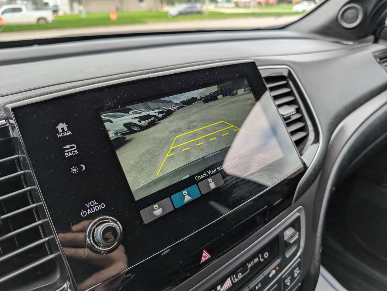 2020 Honda Passport Sport | Heated Steering | Heated Seats - Photo #12