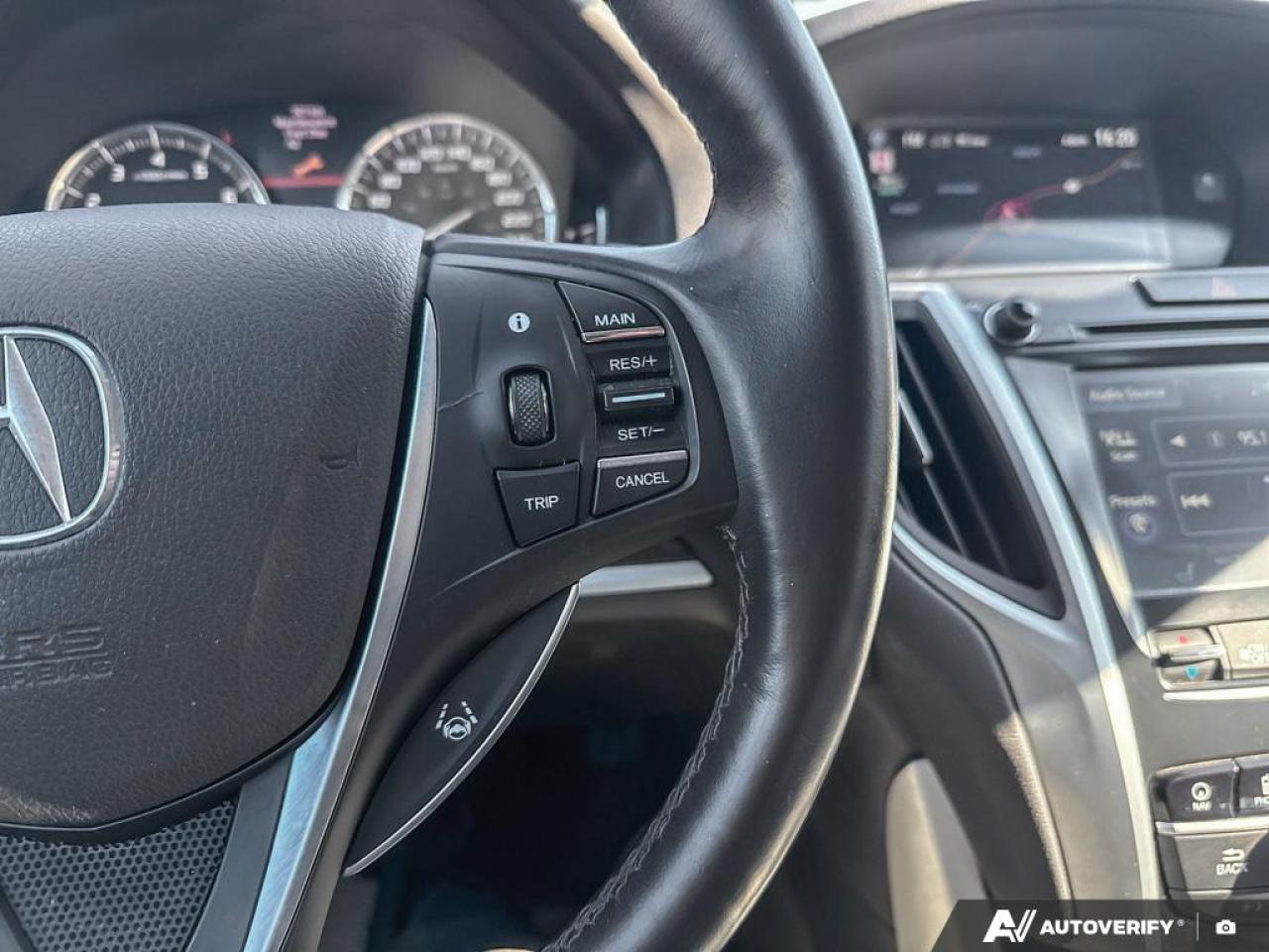 2017 Acura TLX TECH / LEATHER / ROOF / NAV / HTD SEATS / AUTO - Photo #21