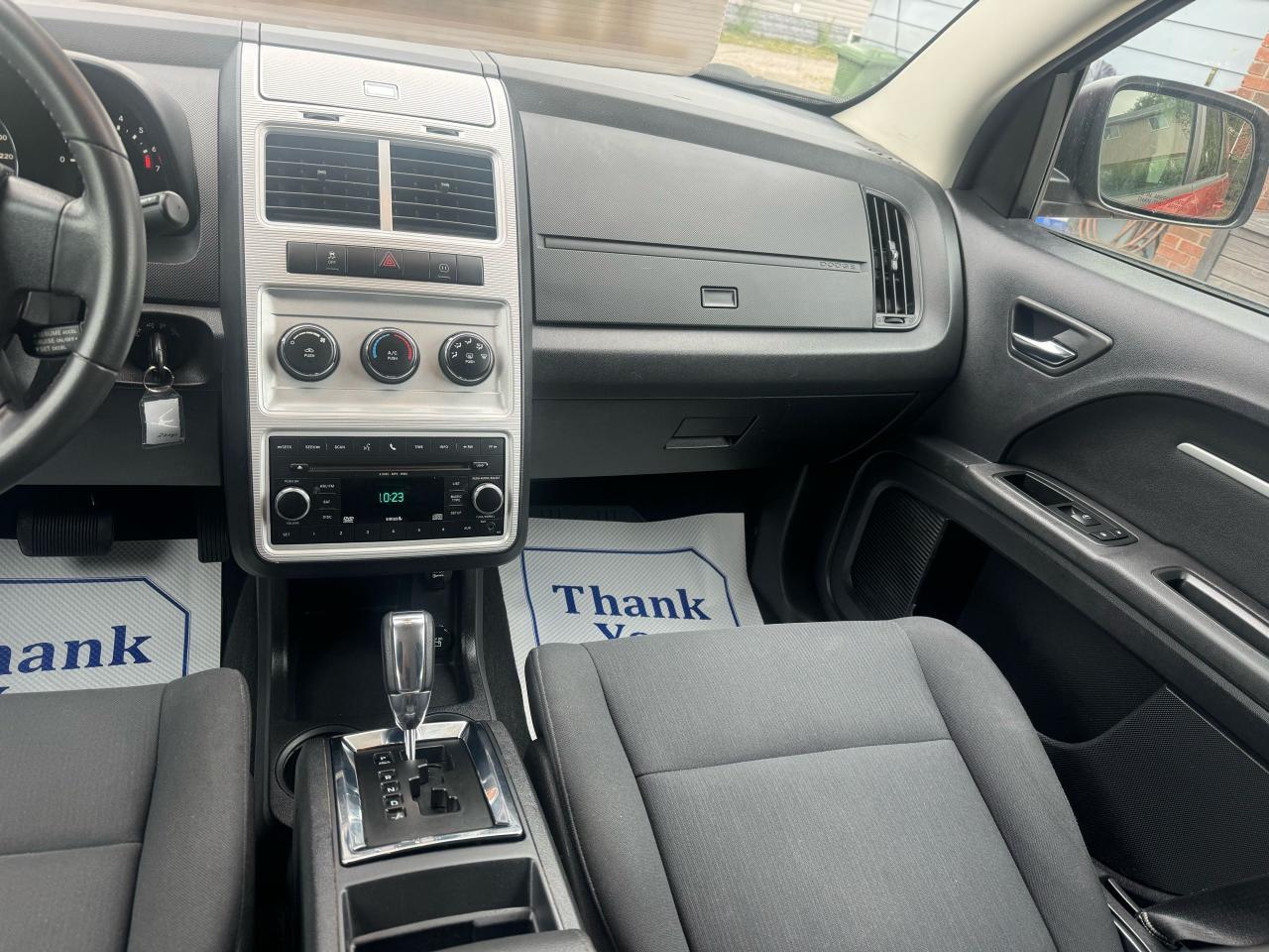 2010 Dodge Journey SXT - Photo #11