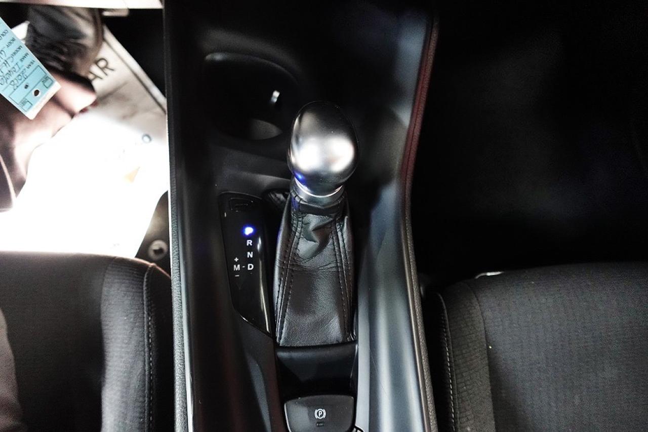 2018 Toyota C-HR XLE MODEL.0 CLAIM.WELL MAINTAIN,4 NEW TIRES ON IT - Photo #25