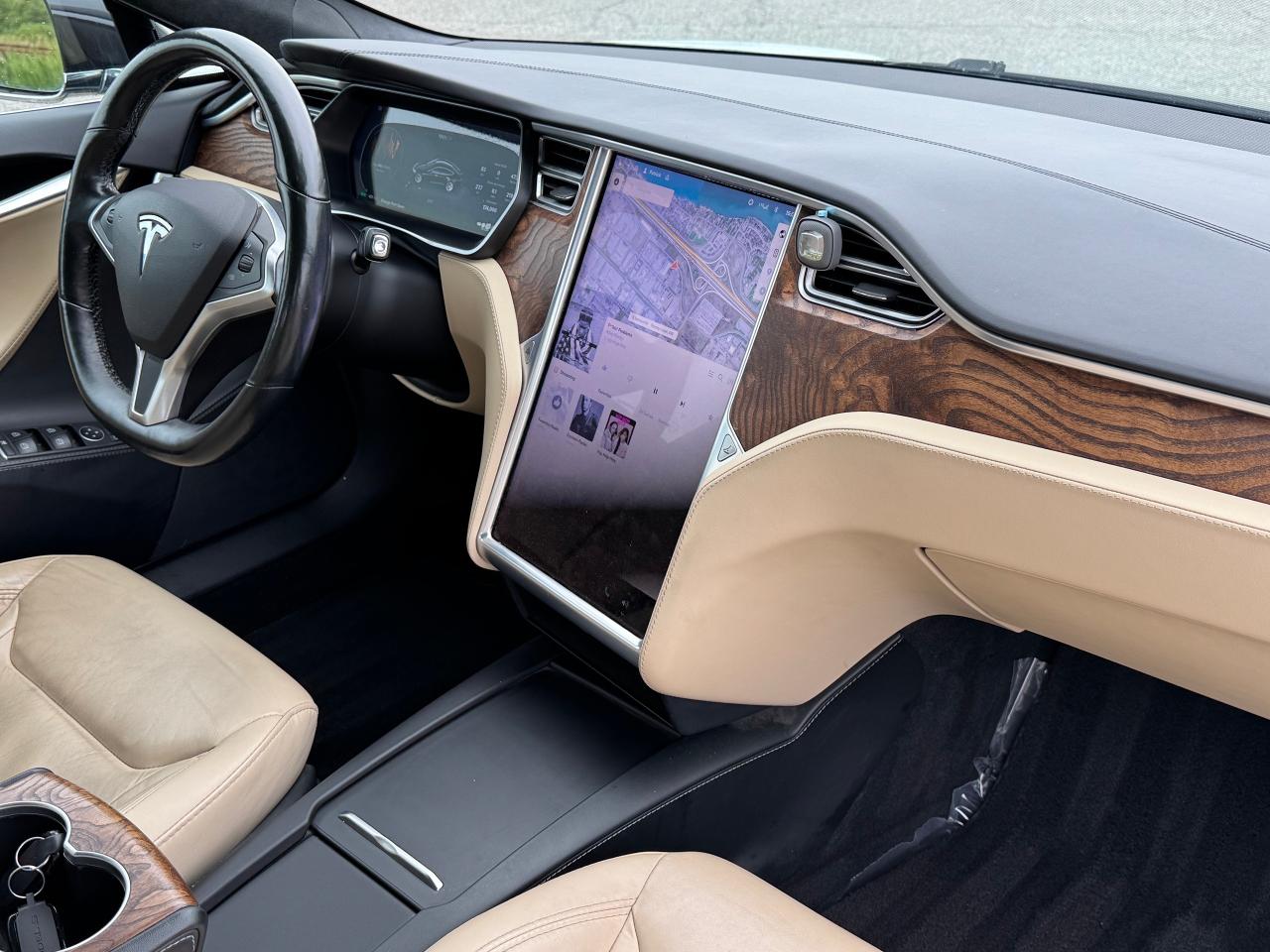 2016 Tesla Model S 90D **FREE UNLIMITED SUPERCHARGING** - Photo #30