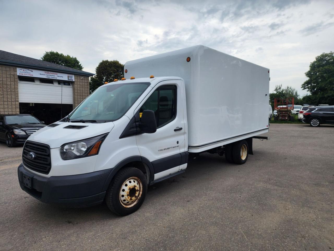 Used 2018 Ford Transit Transit 350HD l Great Condition l Cube Truck for sale in Kitchener, ON