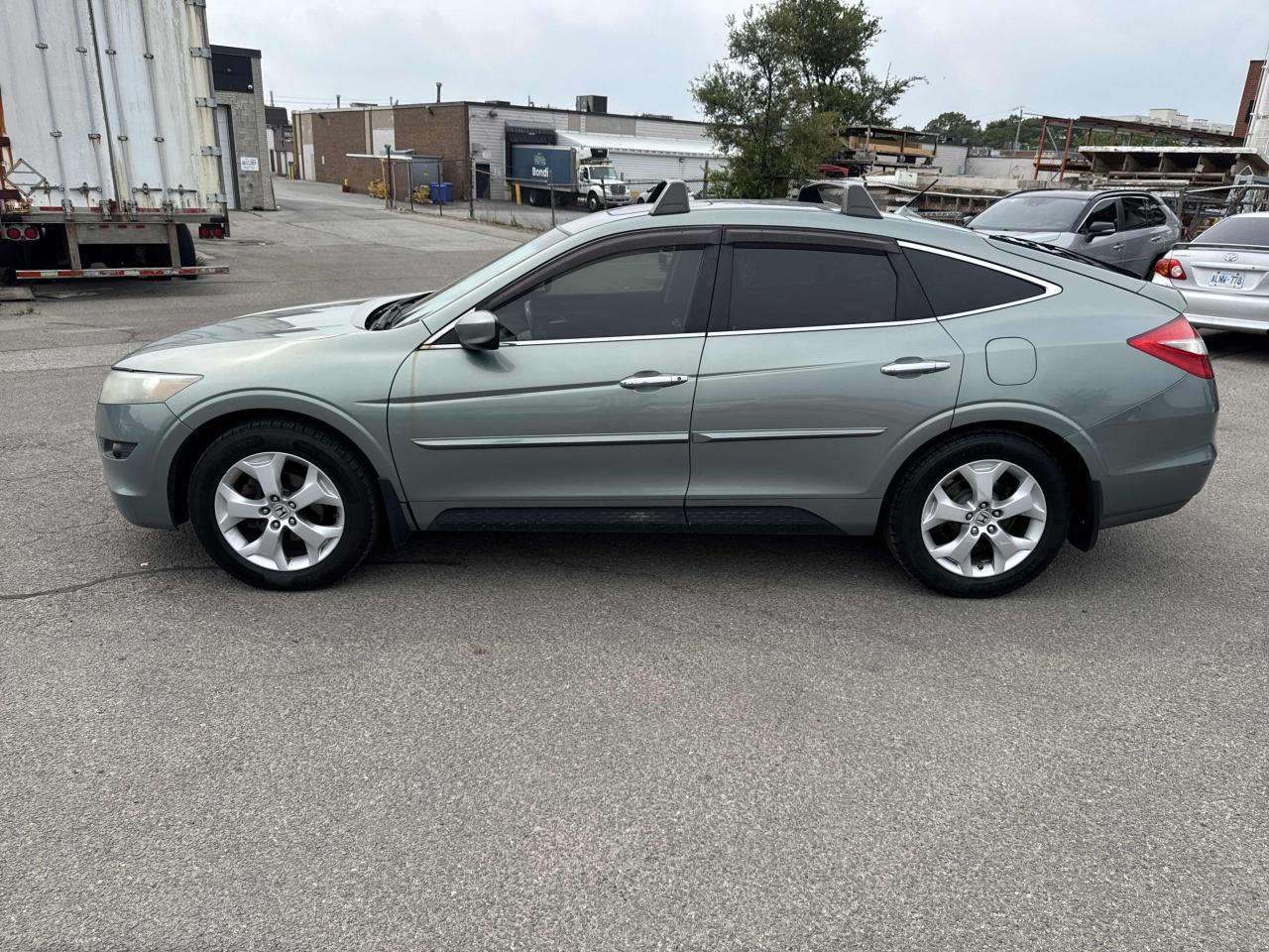 2011 Honda Accord Crosstour AS IS Photo3