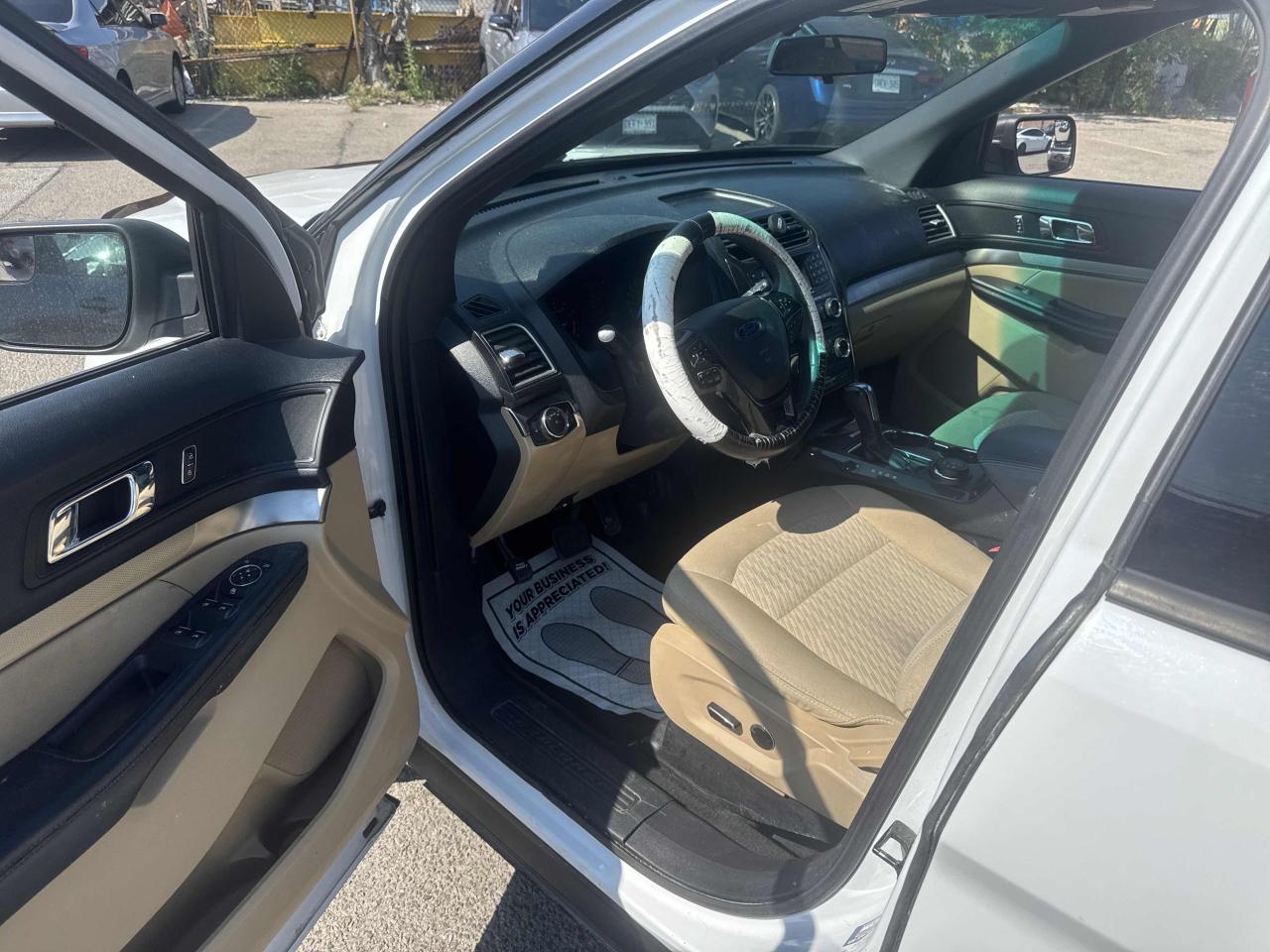 2016 Ford Explorer AS IS Photo12
