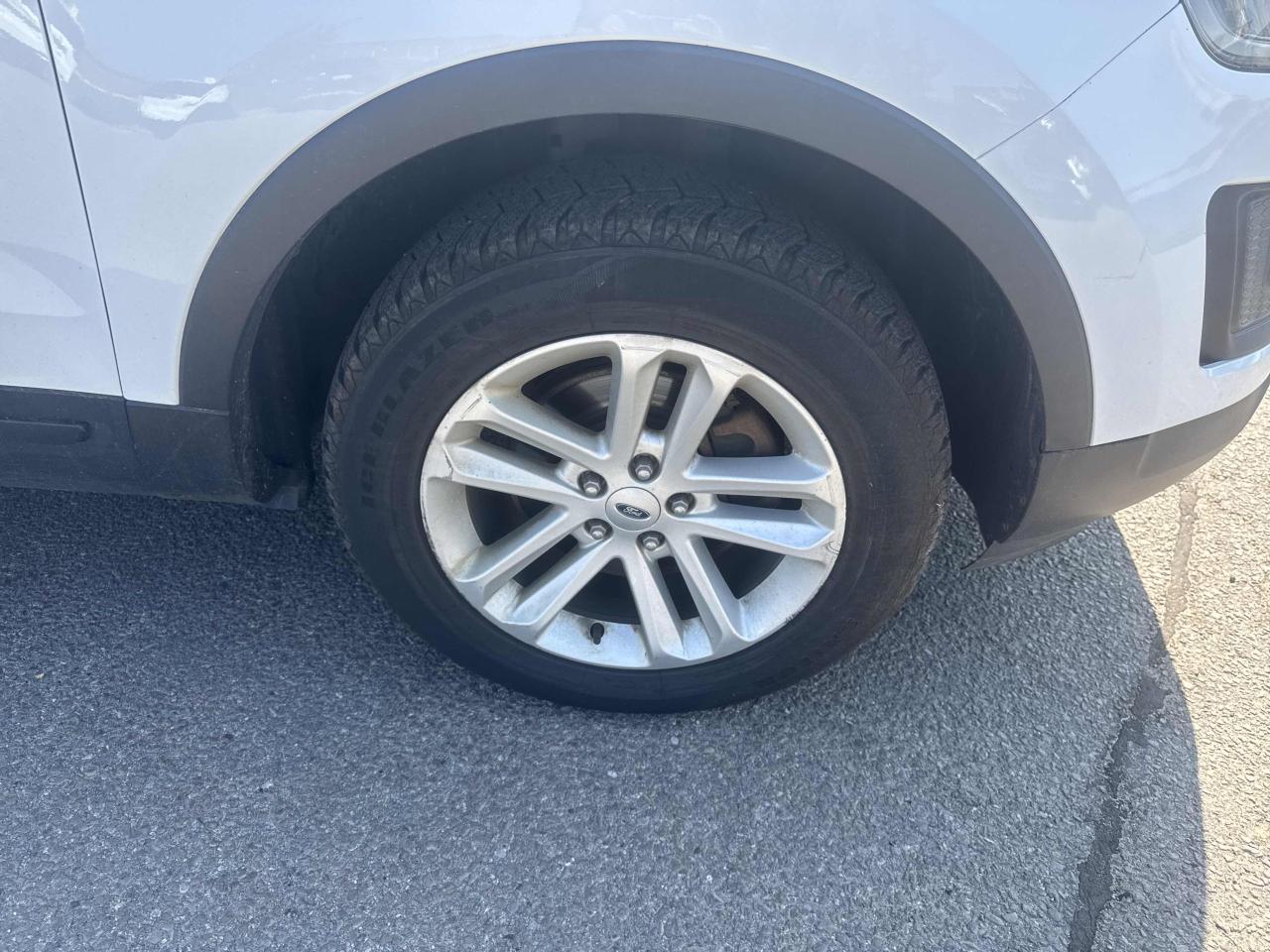 2016 Ford Explorer AS IS Photo16