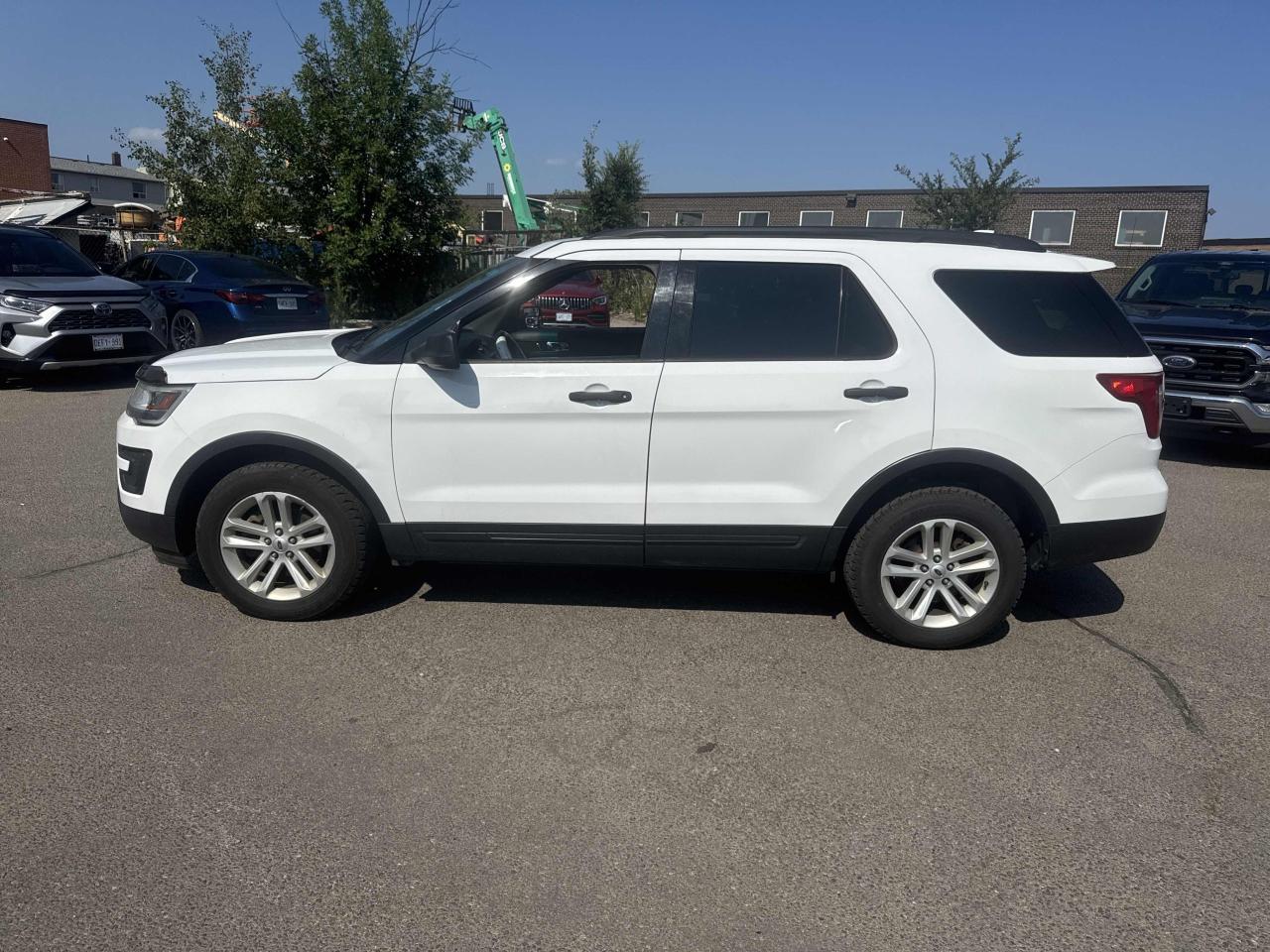 2016 Ford Explorer AS IS Photo18