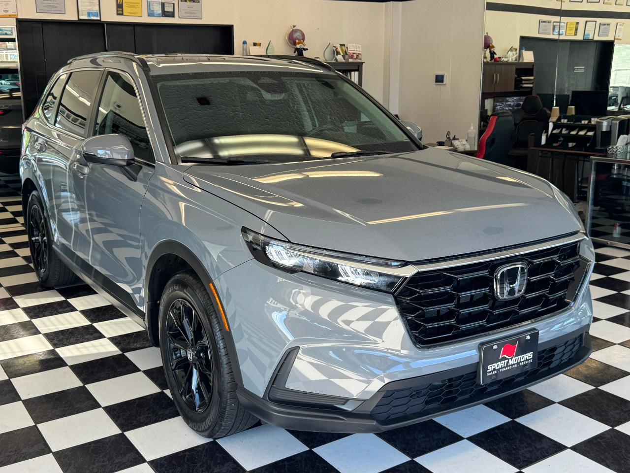 2023 Honda CR-V Sport-B AWD+Roof+Like New! One Owner! Clean Carfax Photo9
