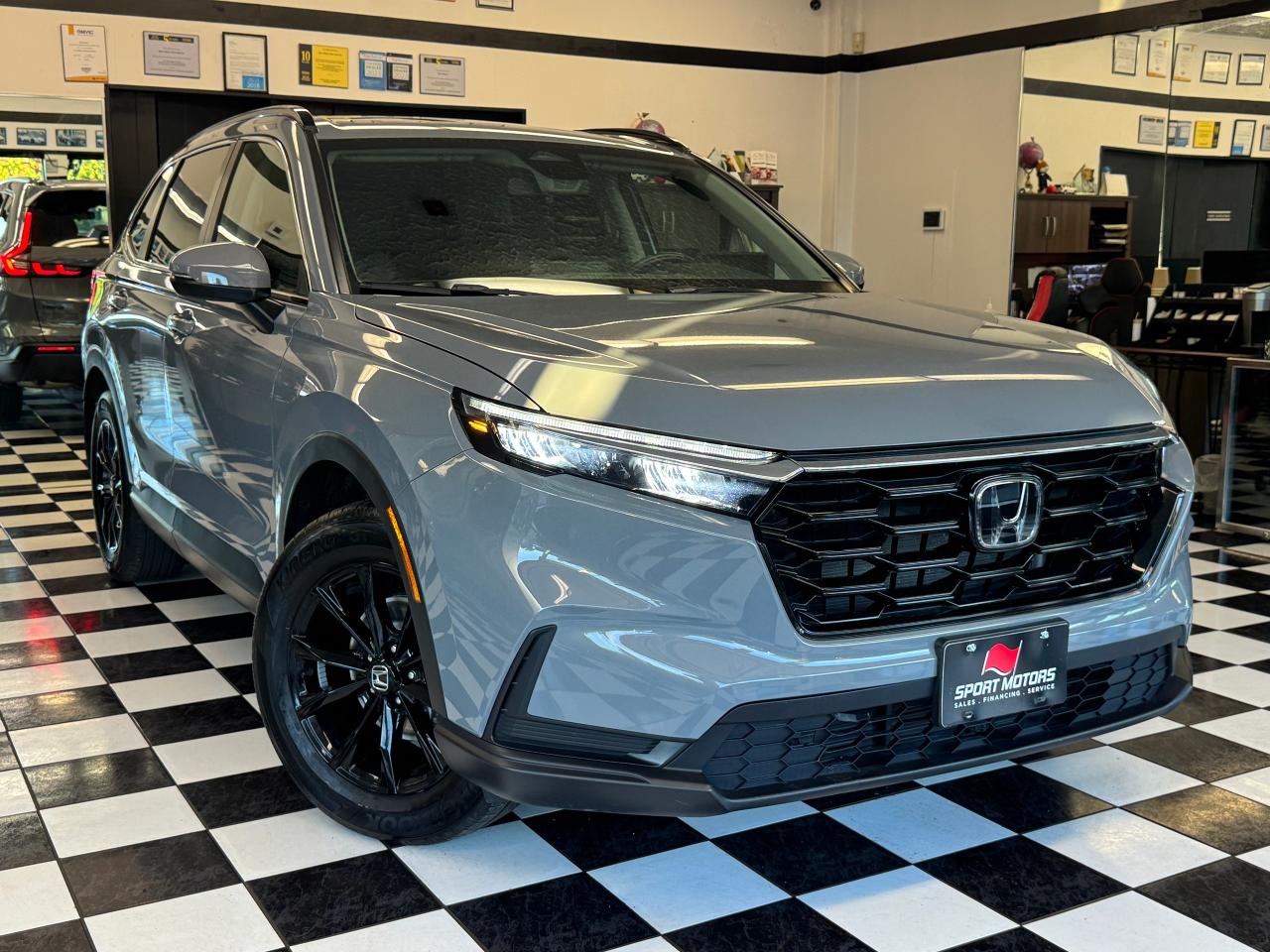 2023 Honda CR-V Sport-B AWD+Roof+Like New! One Owner! Clean Carfax - Photo #18