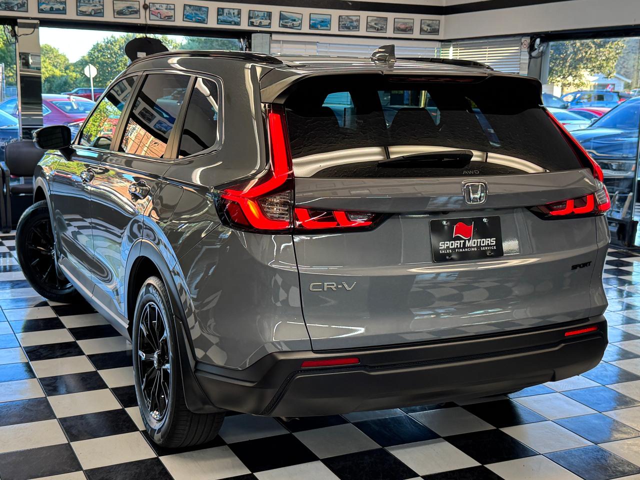 2023 Honda CR-V Sport-B AWD+Roof+Like New! One Owner! Clean Carfax - Photo #17