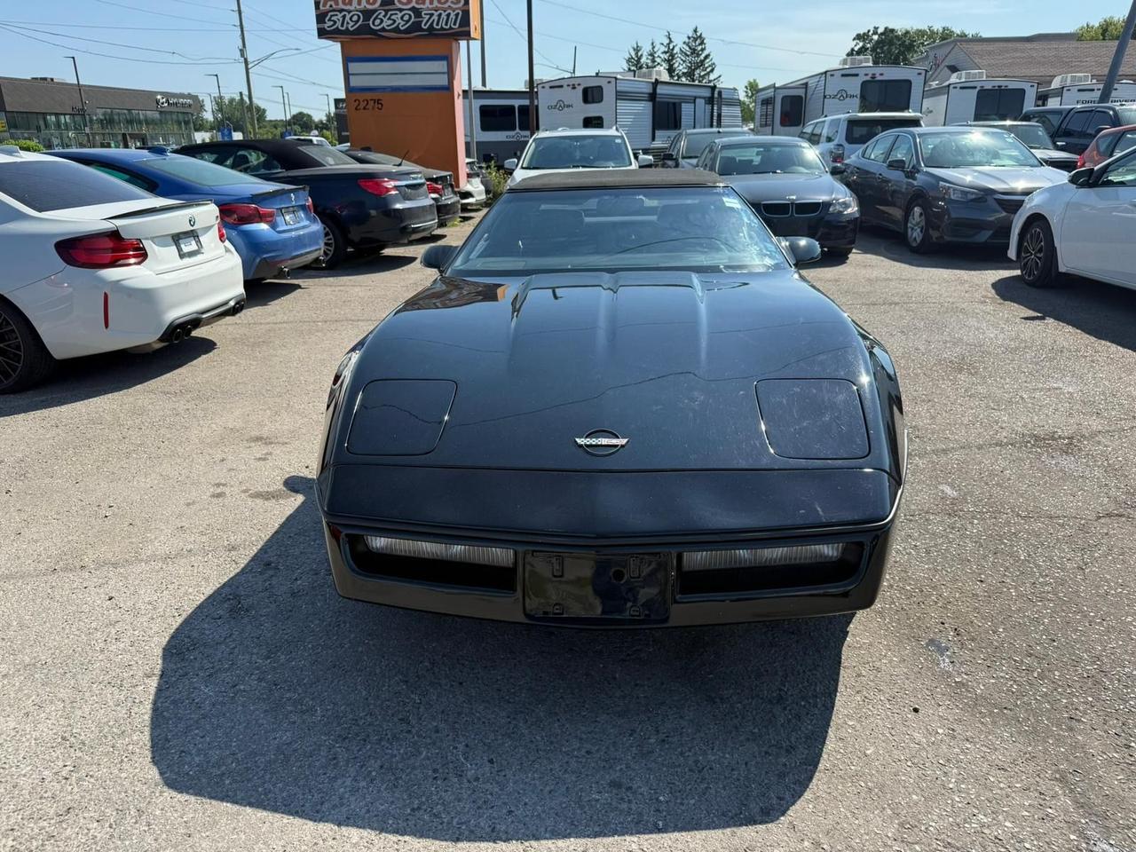 1989 Chevrolet Corvette CONVERTIBLE, ONLY 104KM, GREAT SHAPE, V8, ORIGINAL Photo
