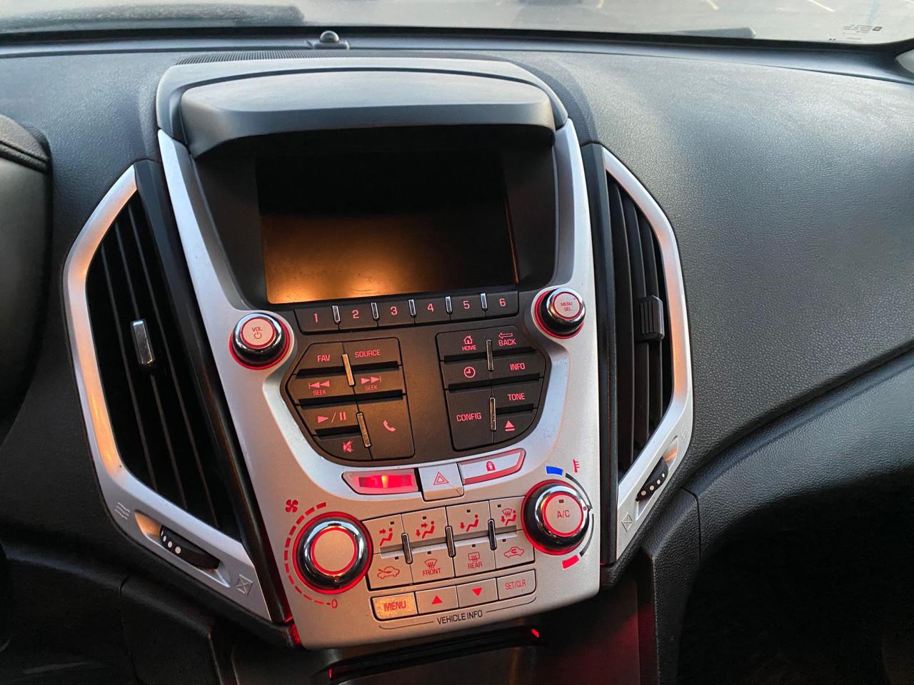 2014 GMC Terrain SLE - Photo #16