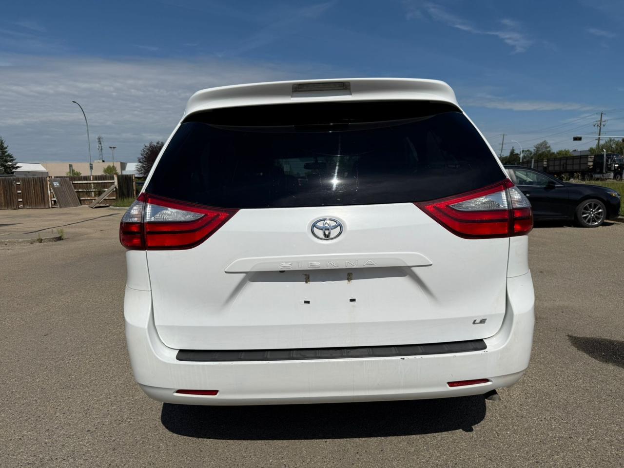 2016 Toyota Sienna LE | 8 PASSENGER | ALL CREDIT ACCEPTED!! - Photo #6