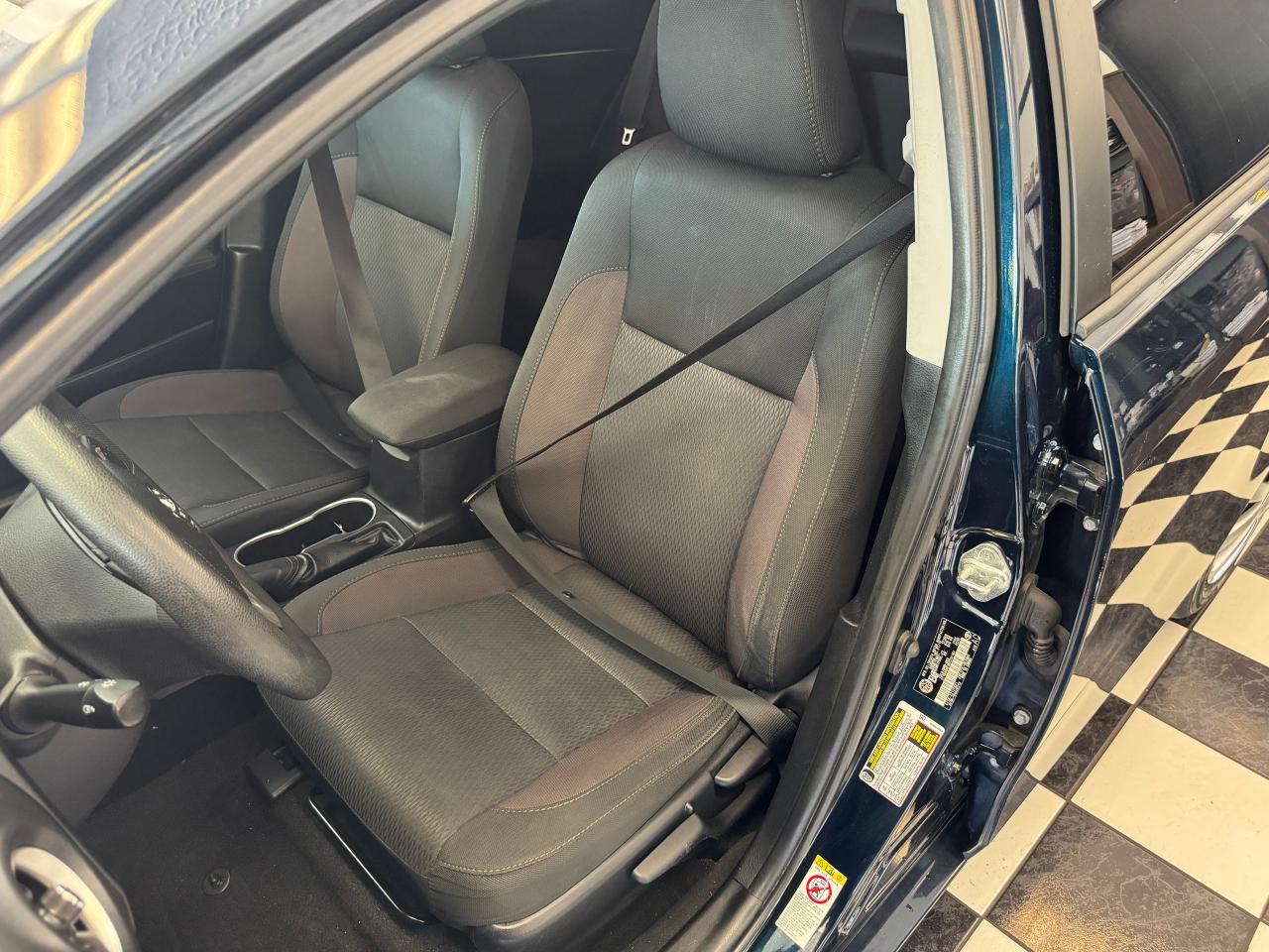 2019 Toyota Corolla LE+Adaptive Cruise+Camera+CLEAN CARFAX Photo21