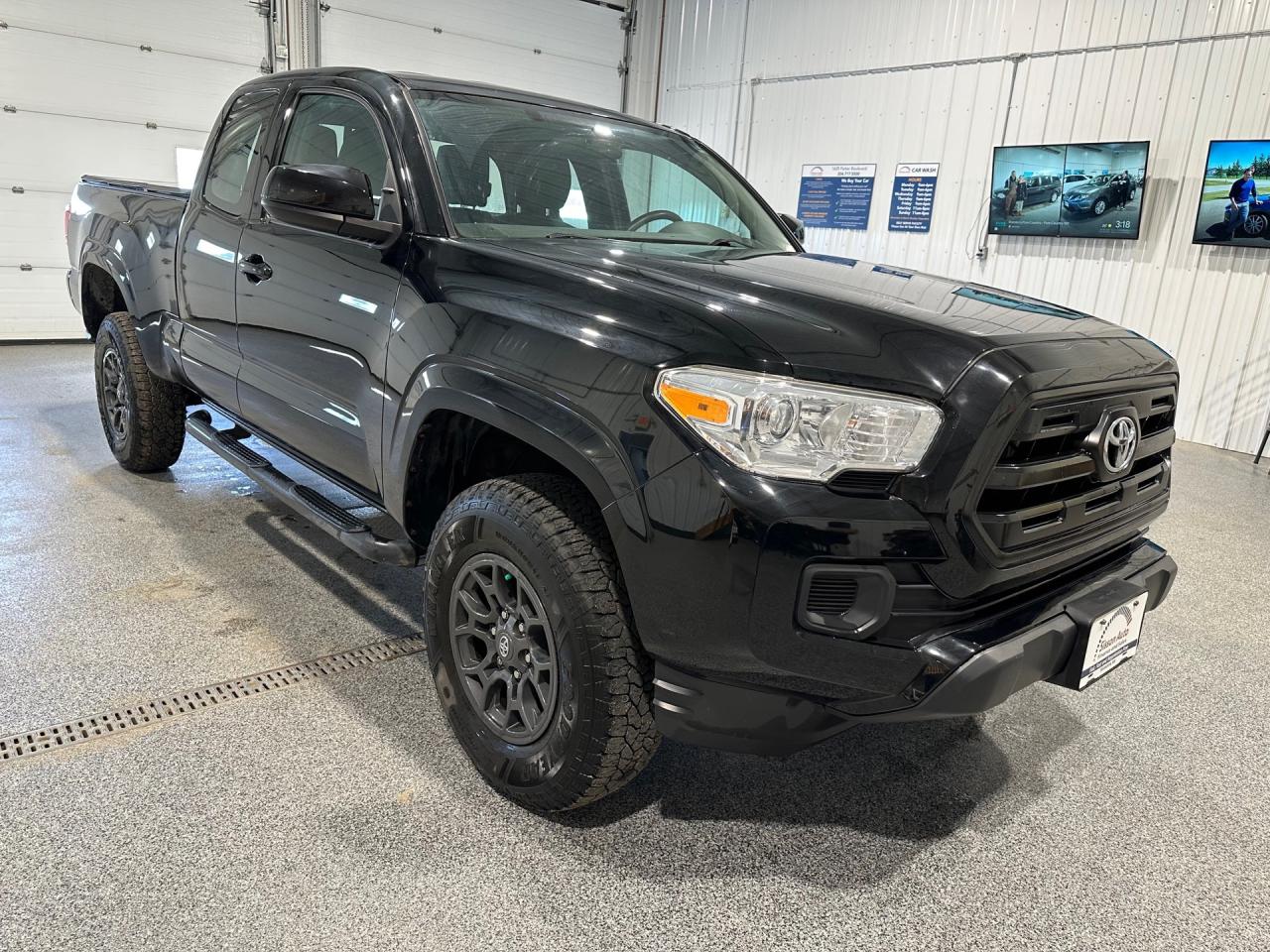 Used 2016 Toyota Tacoma SR  Access Cab I4 RWD for sale in Brandon, MB