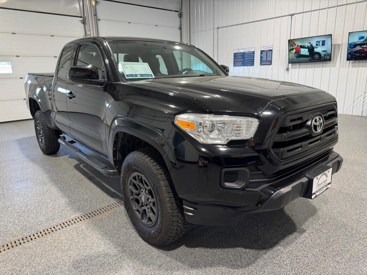Used 2016 Toyota Tacoma SR  Access Cab I4 RWD for sale in Brandon, MB