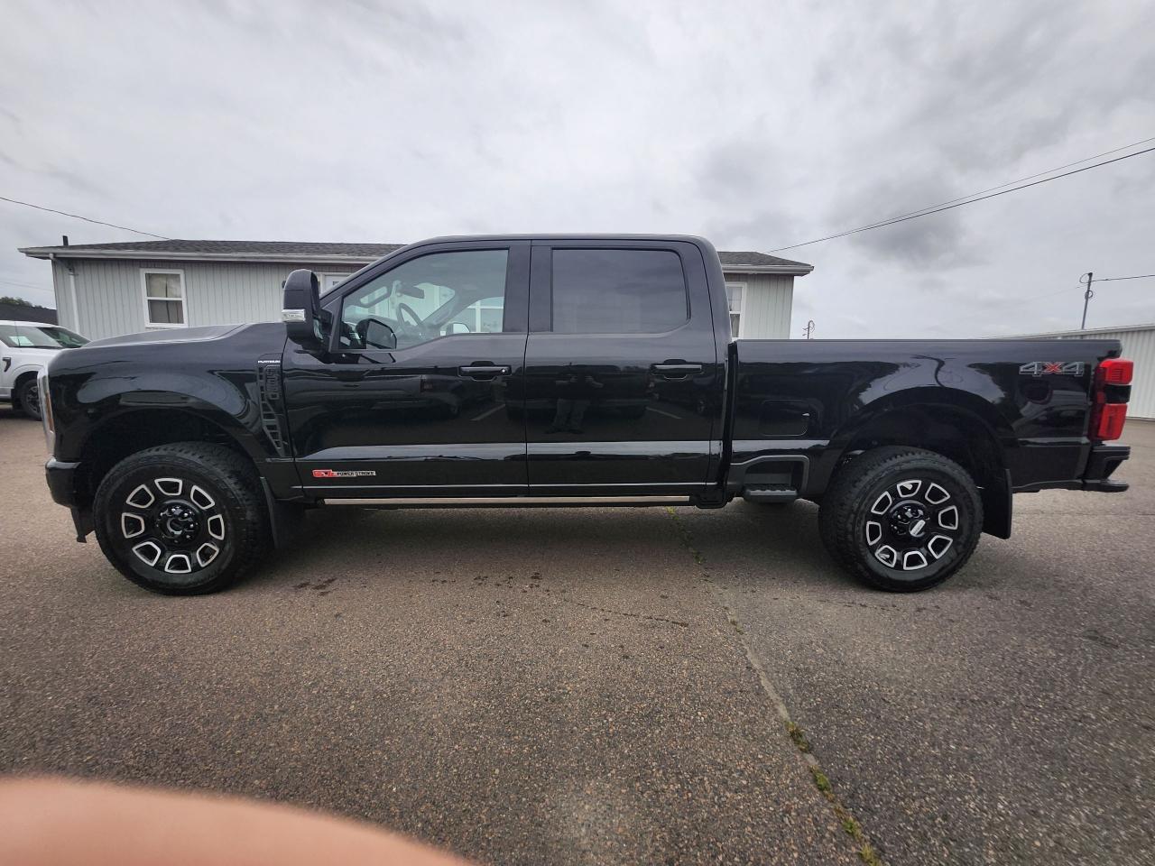 2026 Ford F-250 Super Duty SRW PLATINUM 4WD CREW CAB 6.75' BOX Photo5