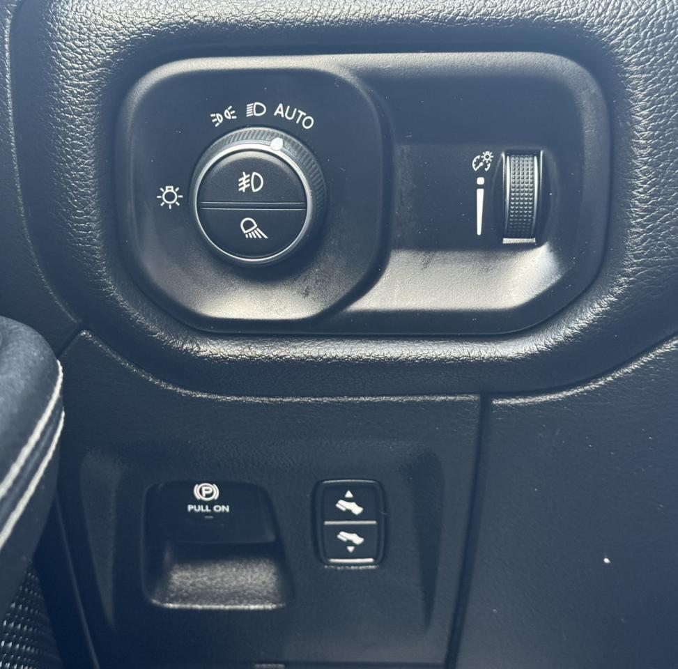 2023 RAM 1500 SPORT 4X4 CREW CAB 5'7" BOX Photo