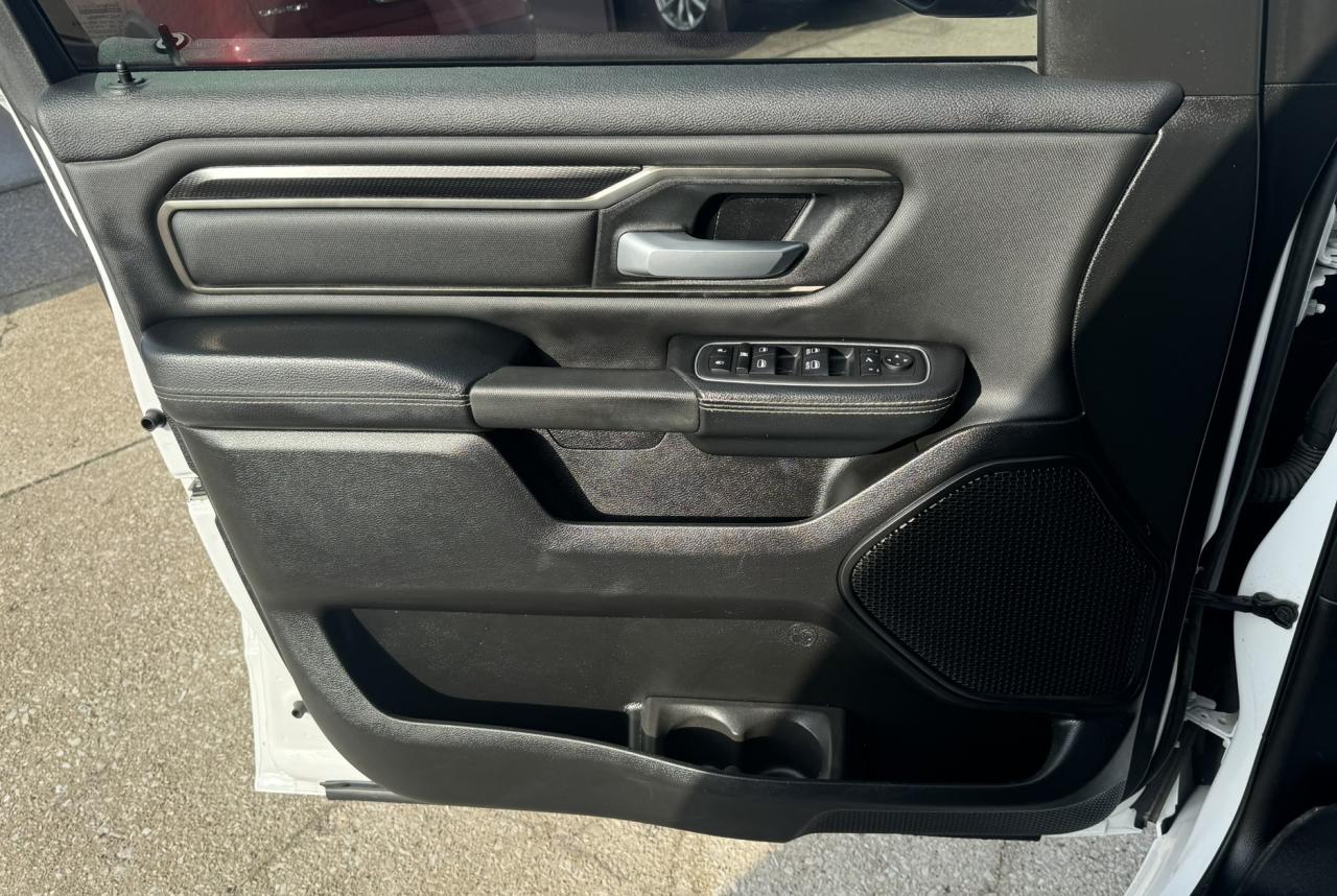 2023 RAM 1500 SPORT 4X4 CREW CAB 5'7" BOX Photo