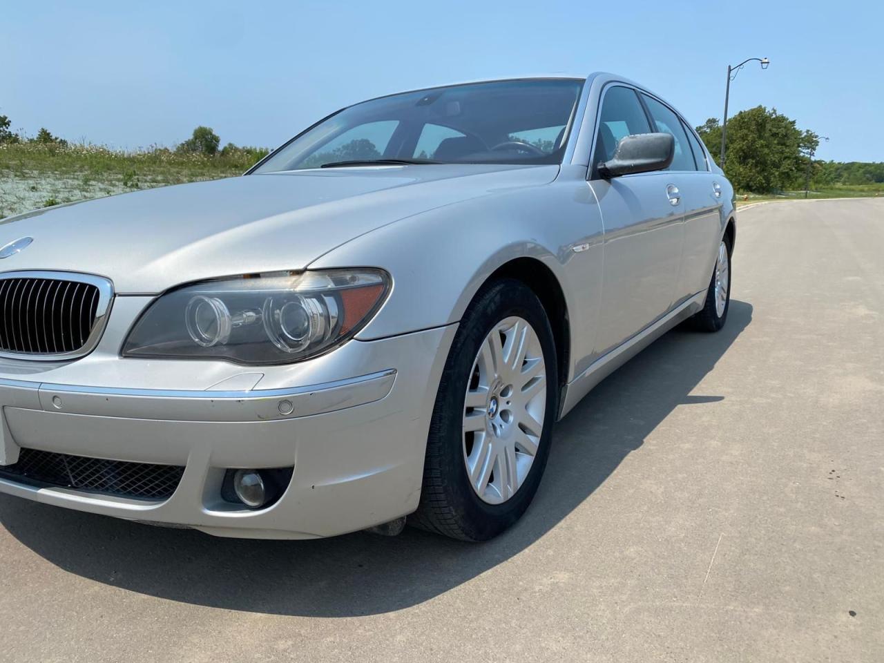 Used 2006 BMW 7 Series 750Li for sale in East Gwillimbury, ON