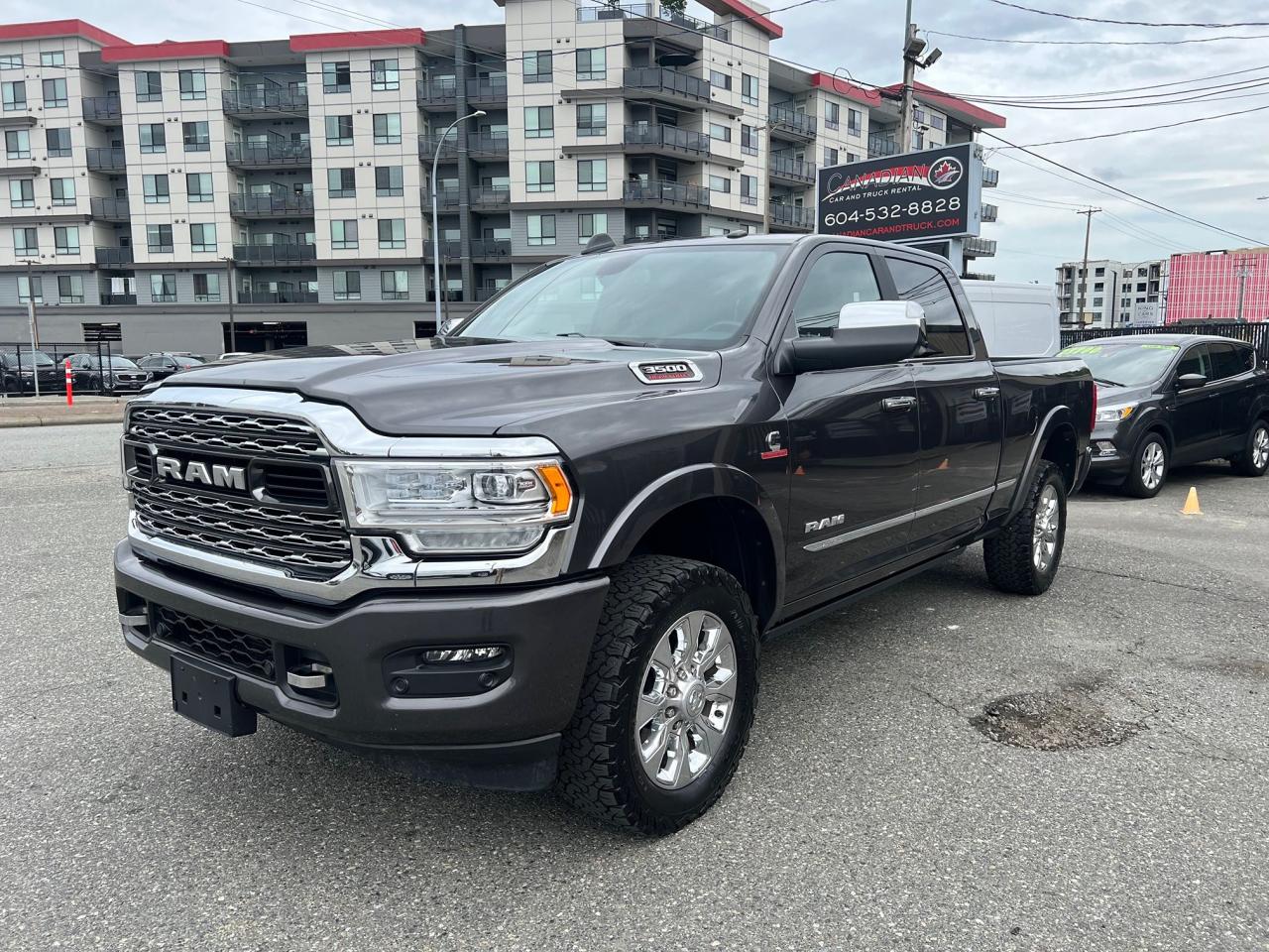 2022 RAM 3500 Limited Photo3