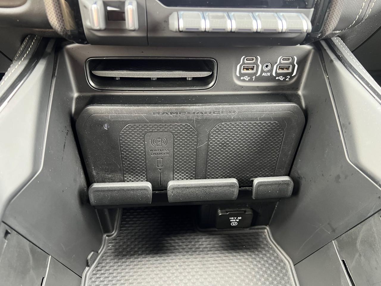 2022 RAM 3500 Limited Photo16