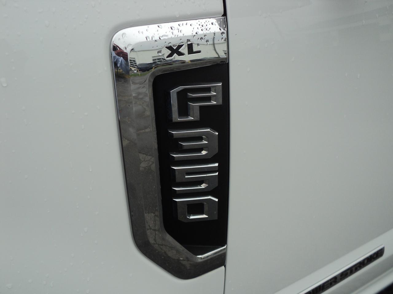 2022 Ford SUPER DUTY F-350 DRW XL CrewCab 4WD 6.7L8cylPowerStrokeDiesel 8' Box - Photo #24