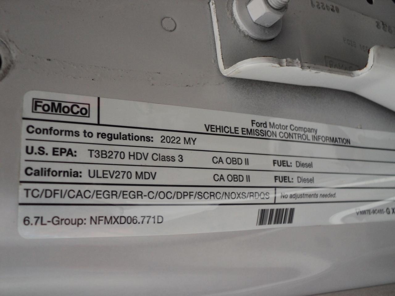 2022 Ford SUPER DUTY F-350 DRW XL CrewCab 4WD 6.7L8cylPowerStrokeDiesel 8' Box - Photo #36