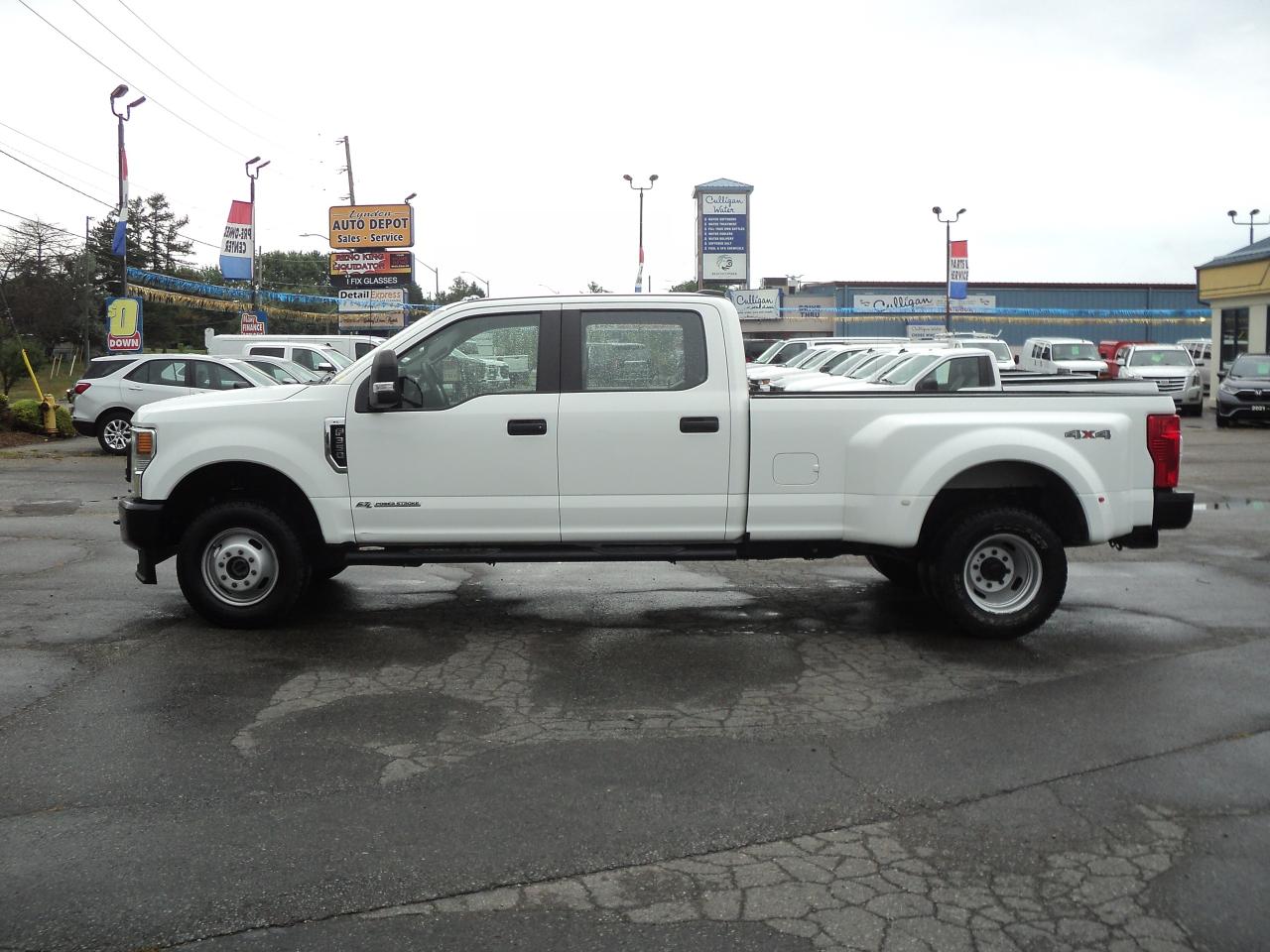 2022 Ford SUPER DUTY F-350 DRW XL CrewCab 4WD 6.7L8cylPowerStrokeDiesel 8' Box - Photo #6