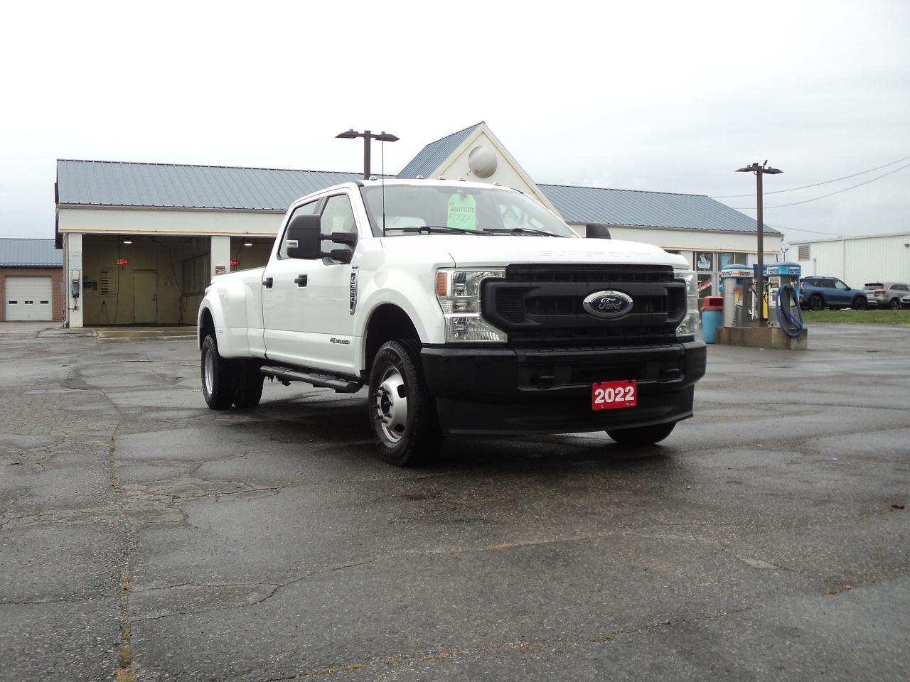 2022 Ford SUPER DUTY F-350 DRW XL CrewCab 4WD 6.7L8cylPowerStrokeDiesel 8' Box - Photo #5
