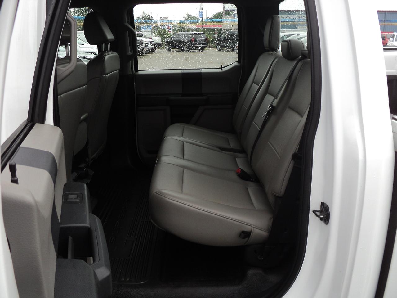 2022 Ford SUPER DUTY F-350 DRW XL CrewCab 4WD 6.7L8cylPowerStrokeDiesel 8' Box - Photo #14