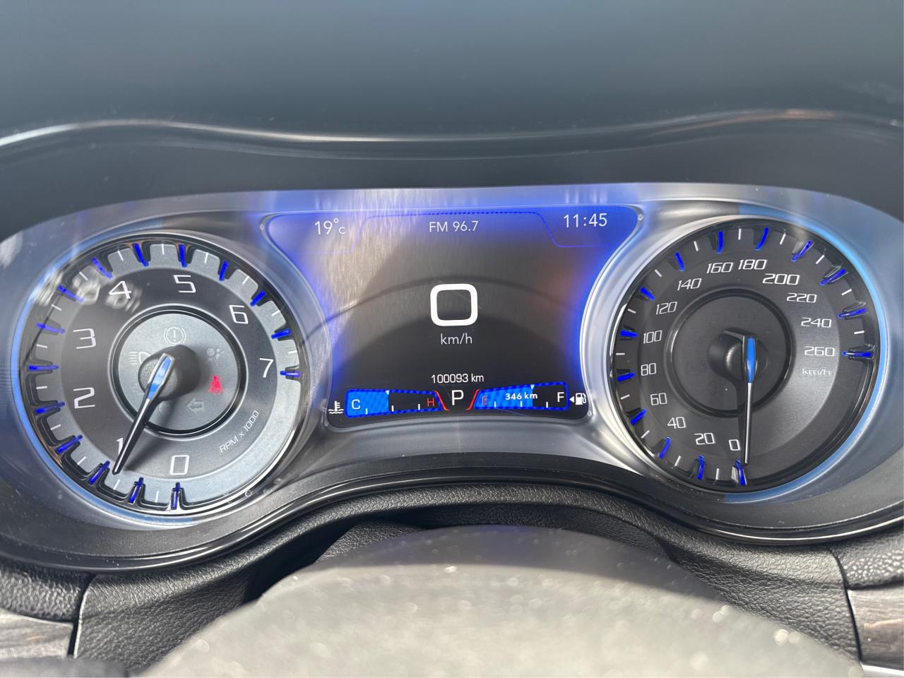 2022 Chrysler 300  - Photo #15