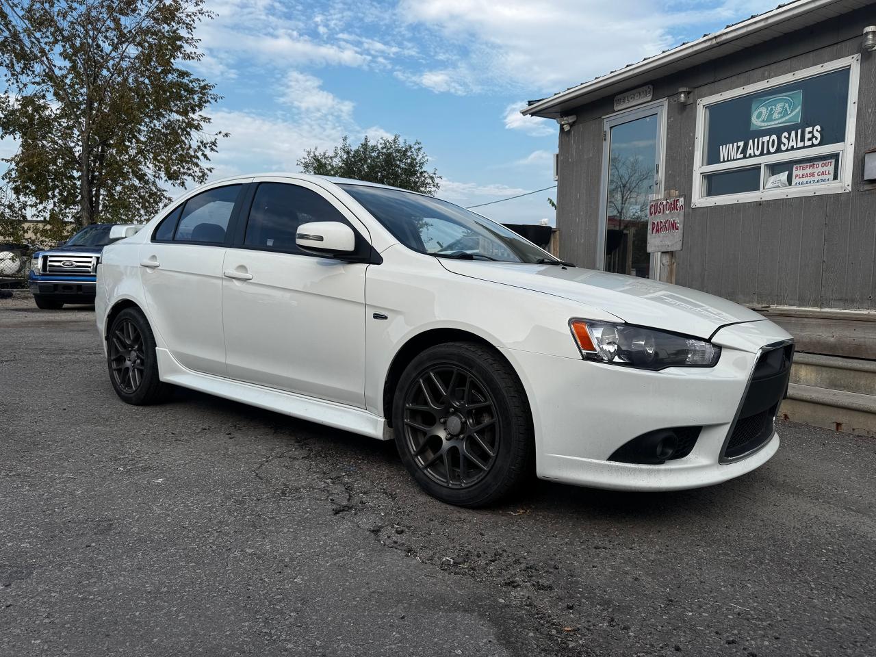 2015 Mitsubishi Lancer SE Photo3