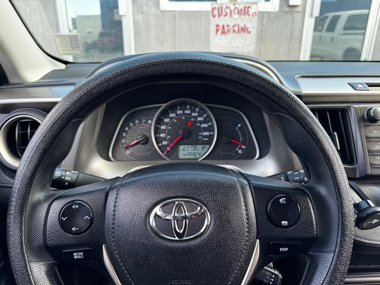 2014 Toyota RAV4 LE - Photo #21