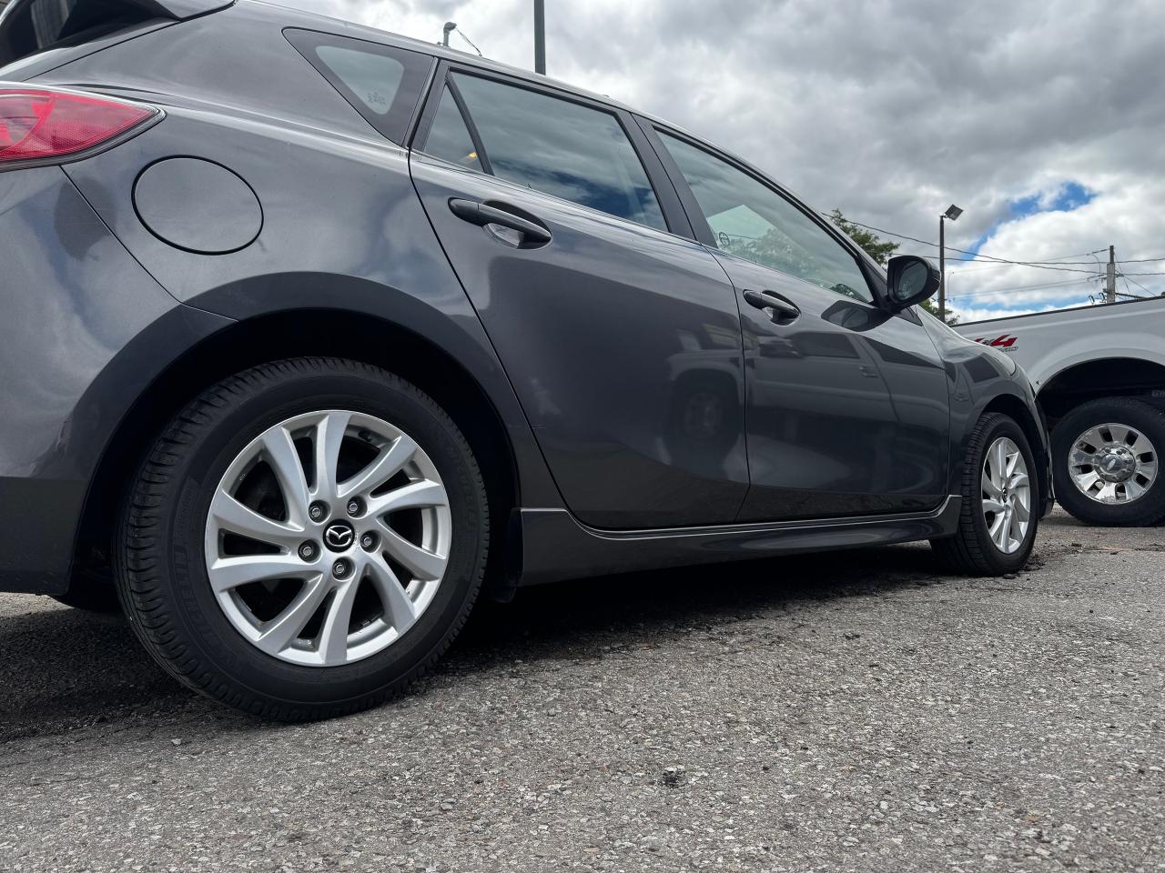 2013 Mazda MAZDA3 GS-SKY - Photo #8