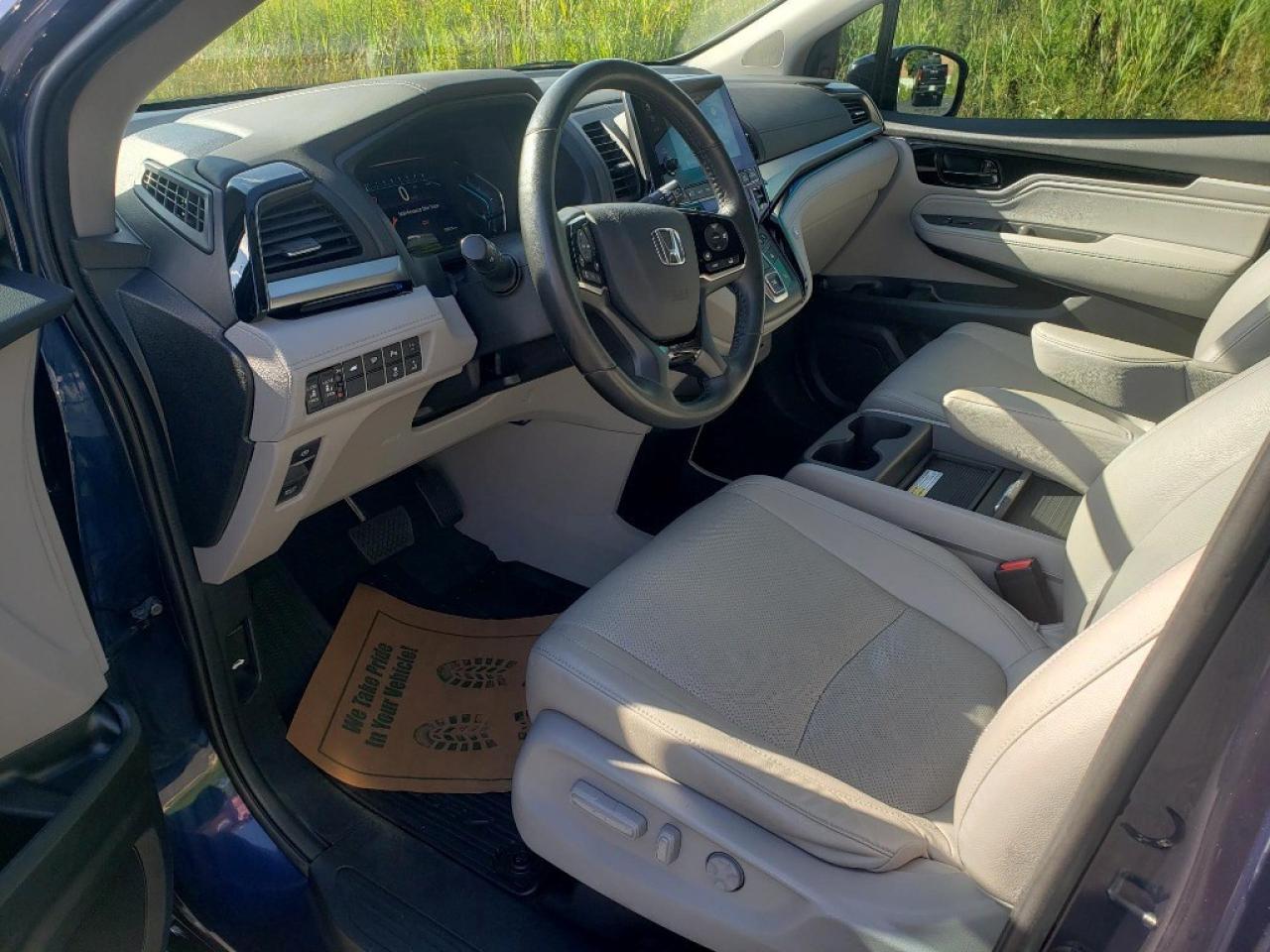 2020 Honda Odyssey Touring Auto Photo