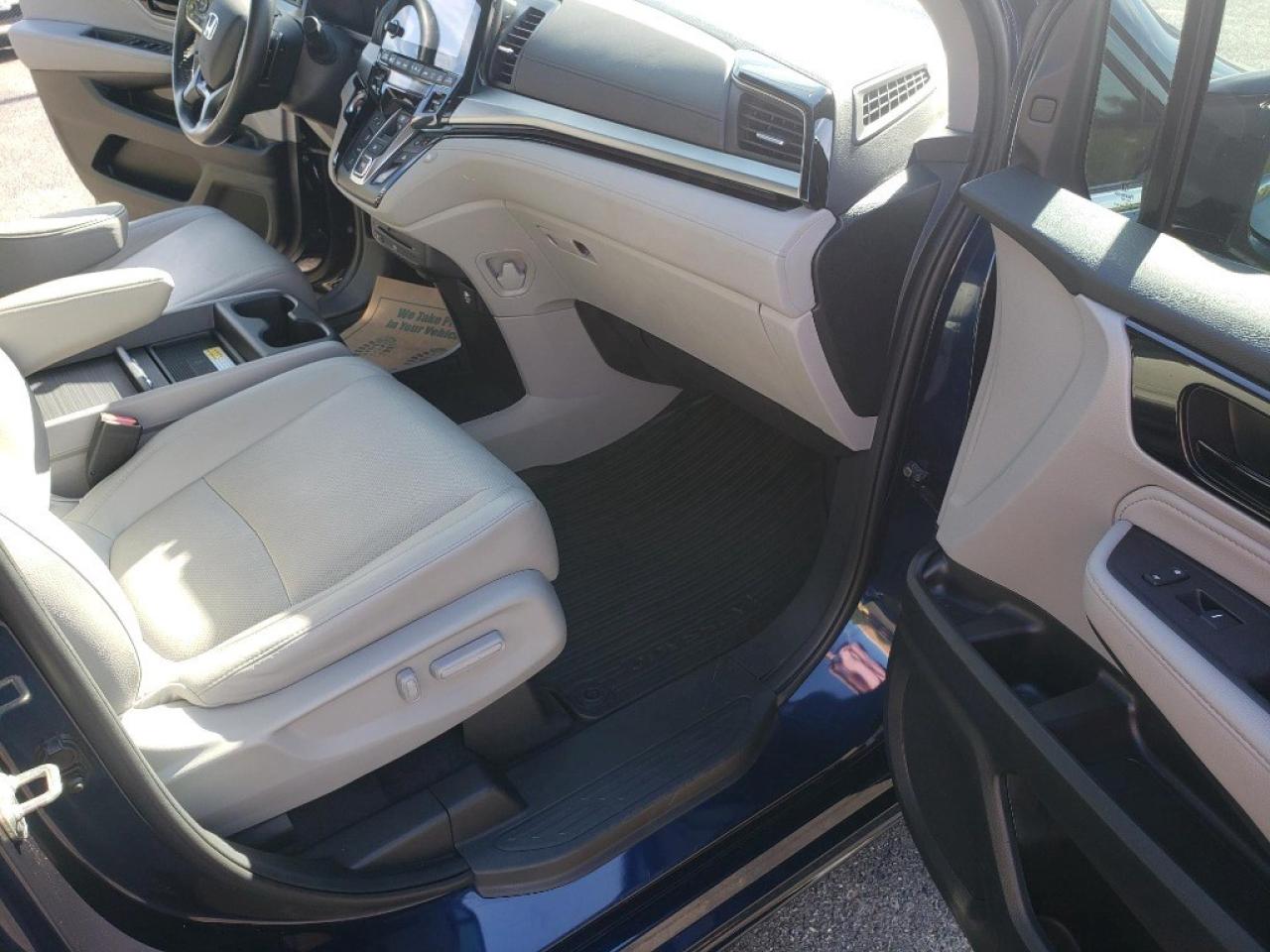 2020 Honda Odyssey Touring Auto Photo