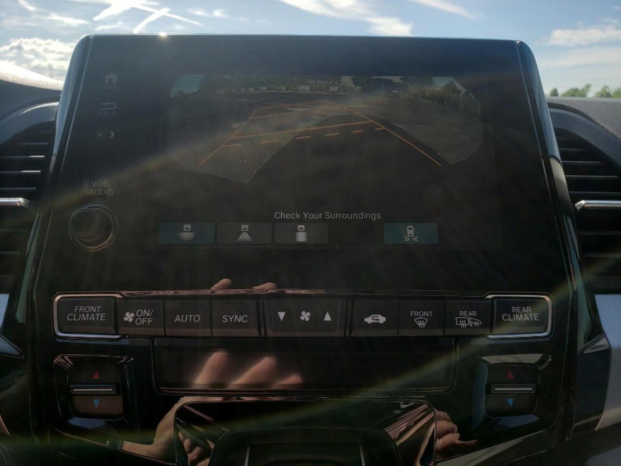 2020 Honda Odyssey Touring Auto Photo