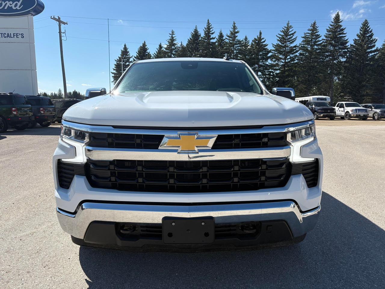 2023 Chevrolet Silverado 1500 LT 4WD Crew Cab 147 Photo5