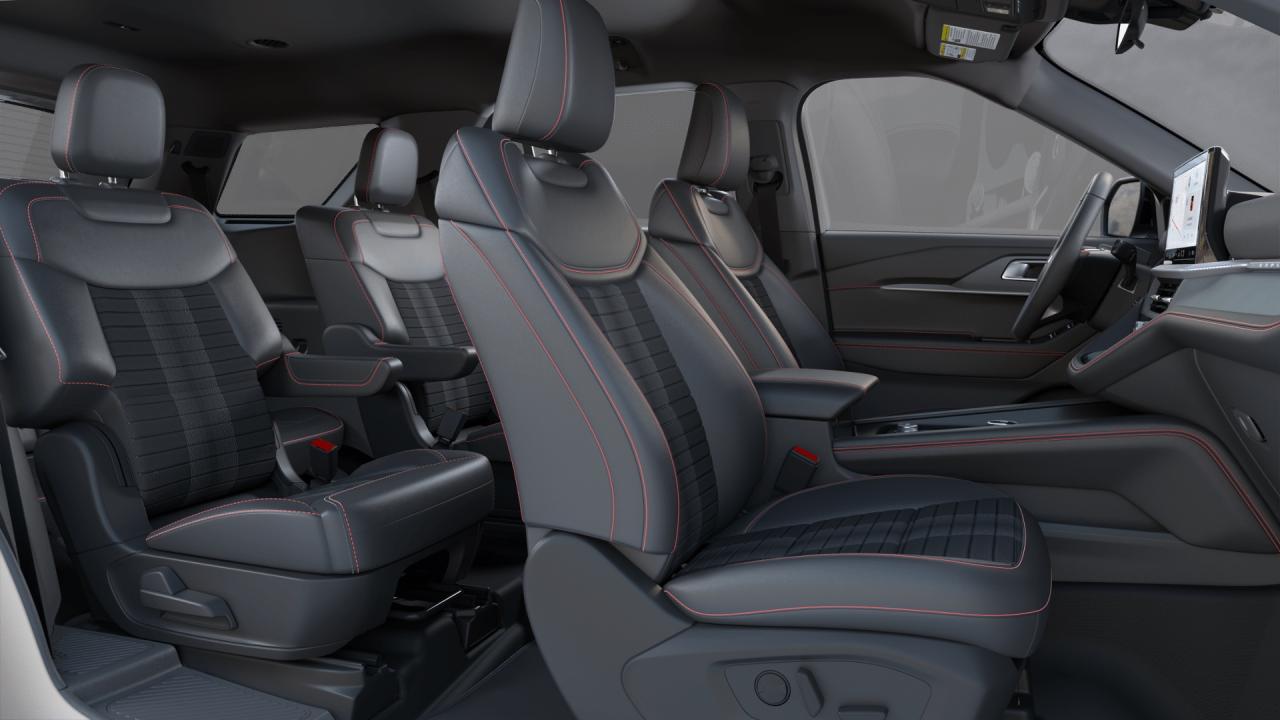 2025 Ford Explorer ST-Line Photo5