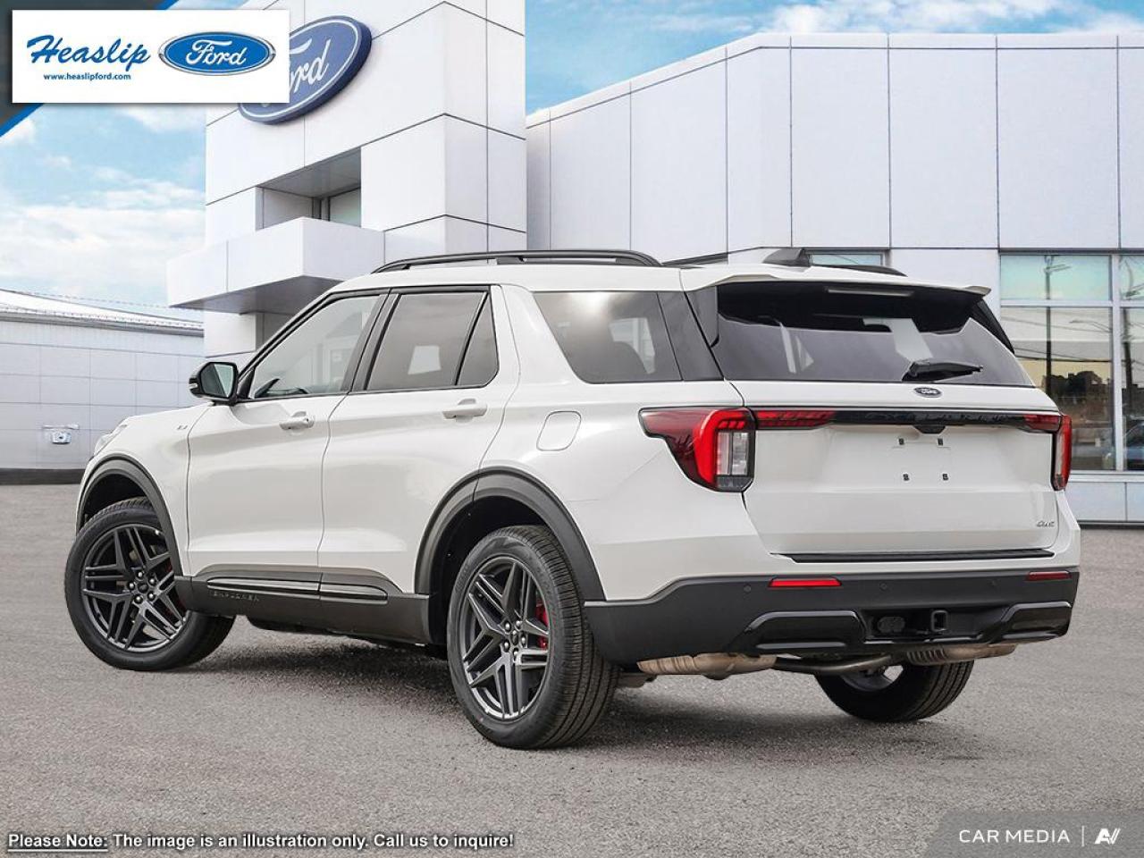 2025 Ford Explorer ST-Line Photo