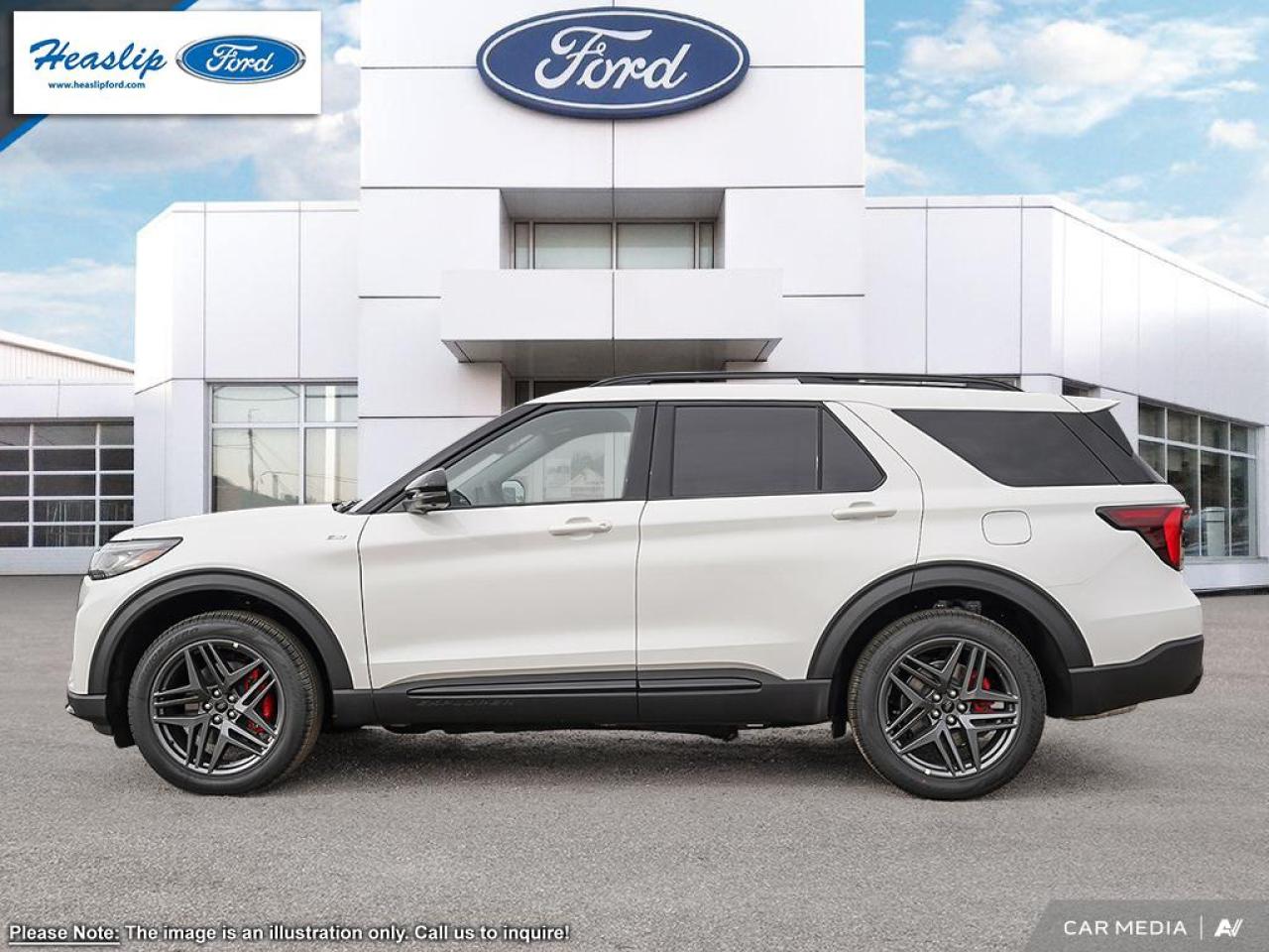 2025 Ford Explorer ST-Line Photo