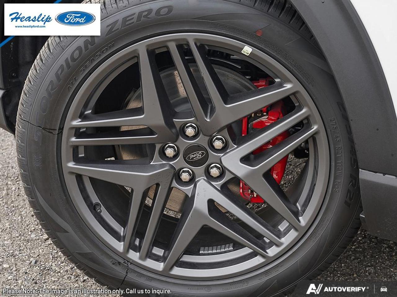 2025 Ford Explorer ST-Line Photo5