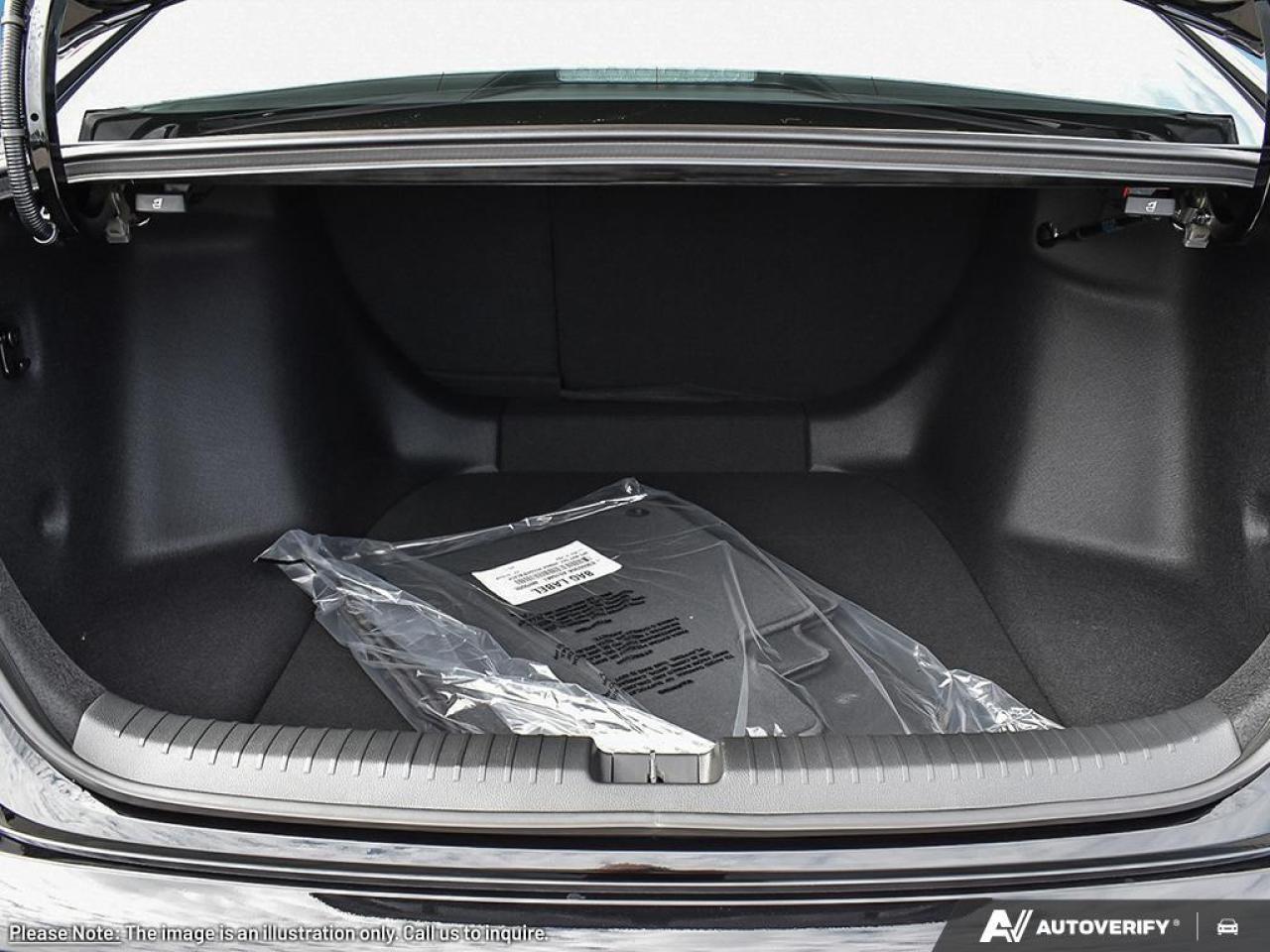 2025 Honda Accord Hybrid 4DR ECVT TOURING Photo