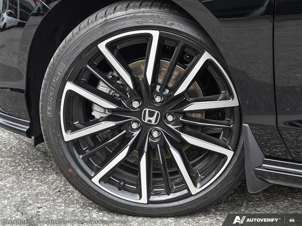 2025 Honda Accord Hybrid 4DR ECVT TOURING Photo